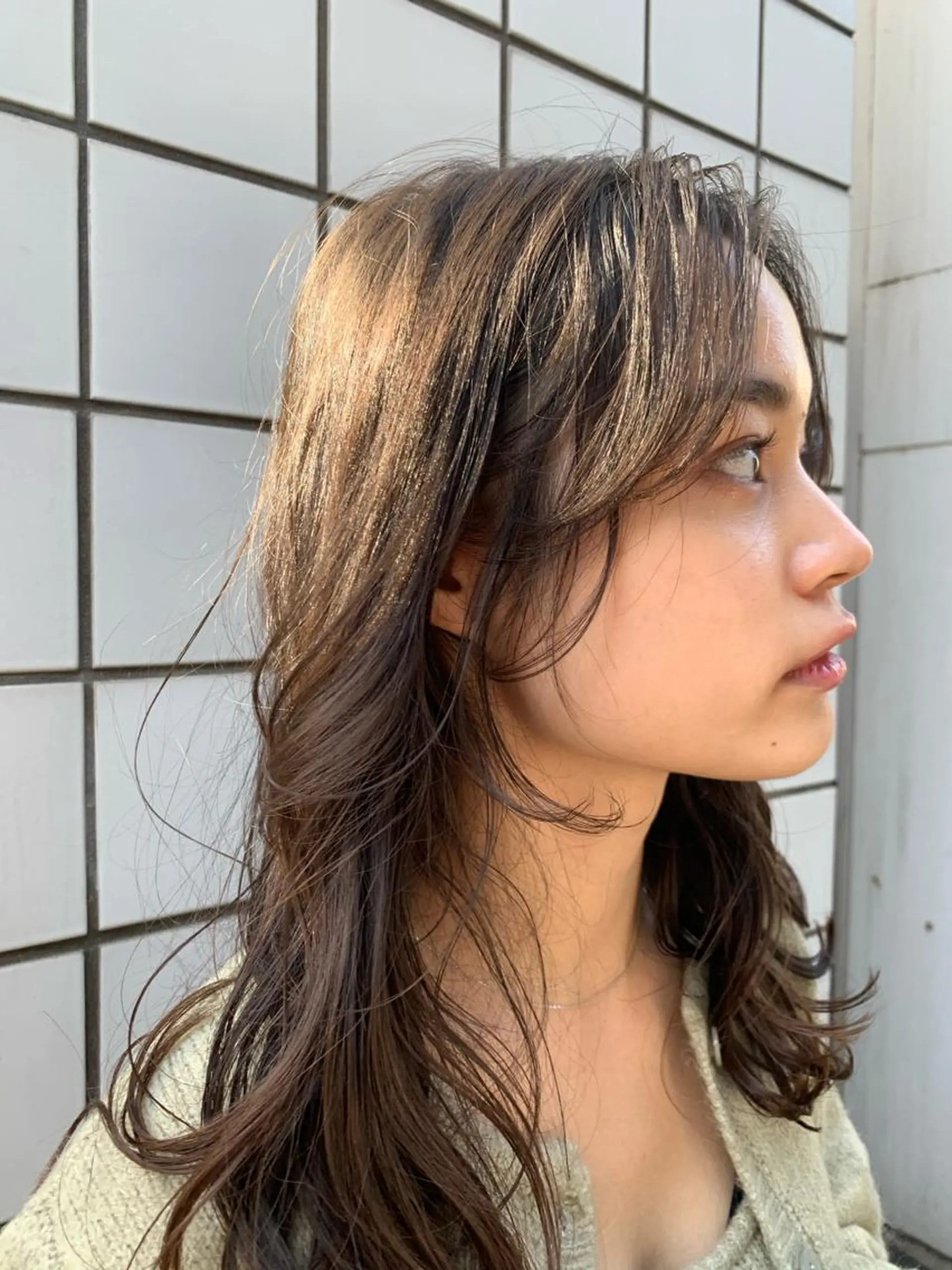 セミロング カラー 鈴木 まりやのヘアスタイル
