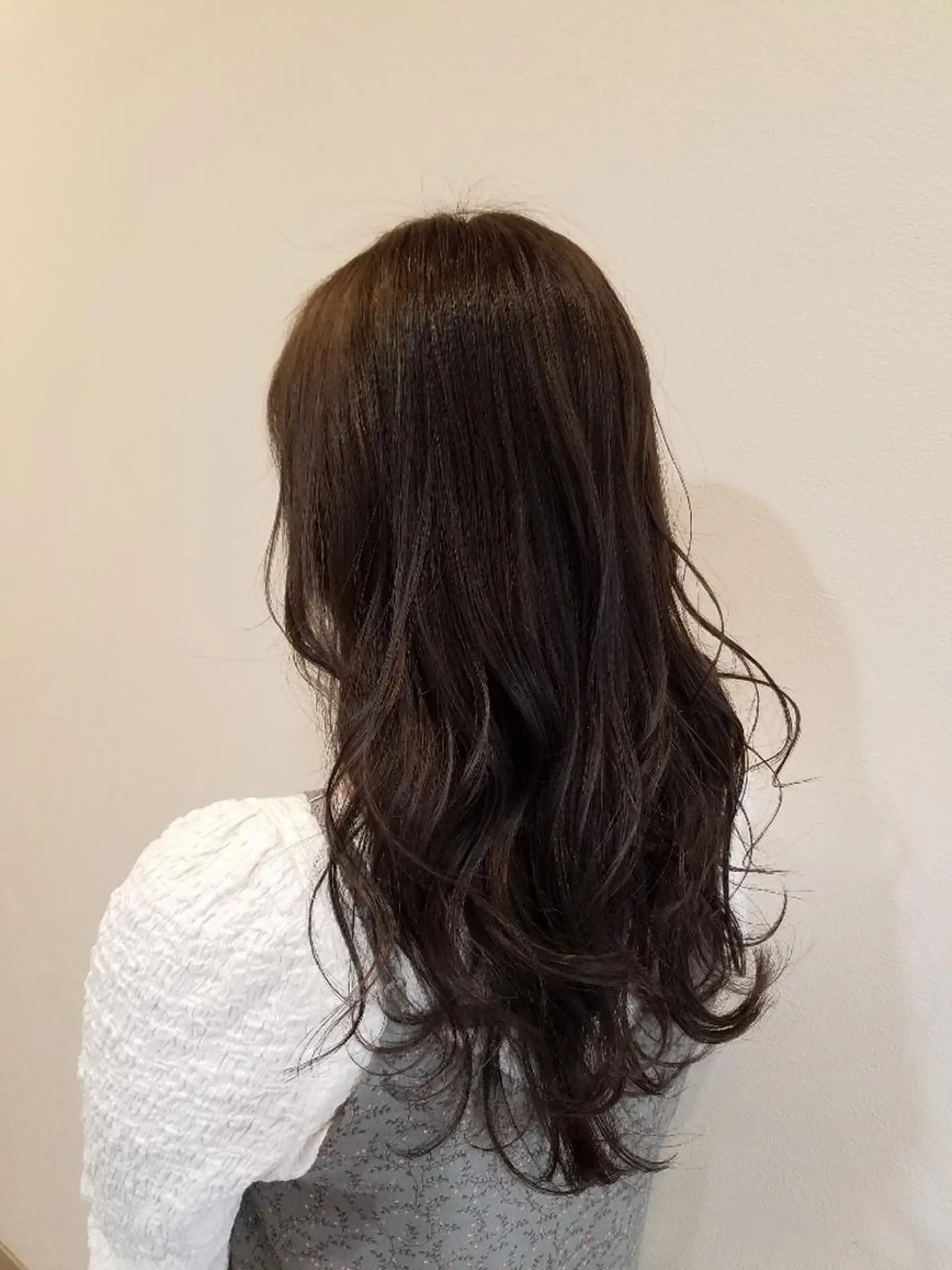 ロング レイヤーカット ロング カット ヘアカラー トリートメント 山田 周のヘアスタイル