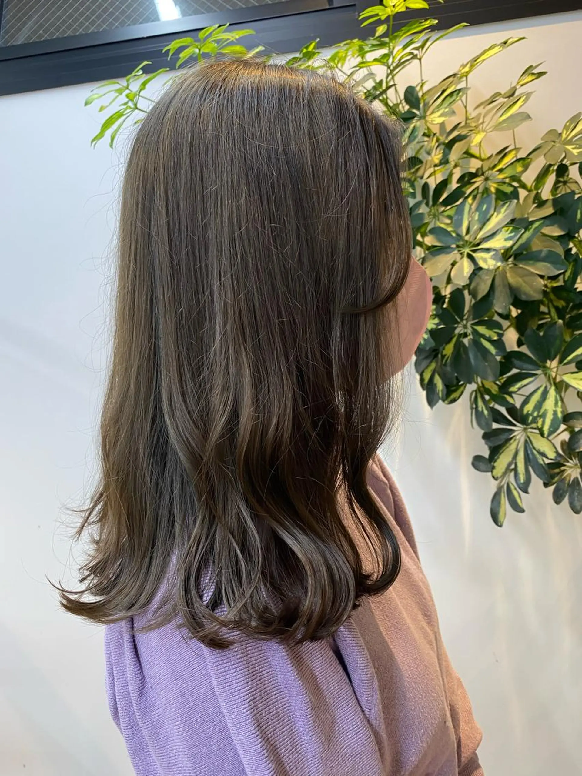 セミロング カラー 🌼ハイライト透明感 🌼maiのヘアスタイル