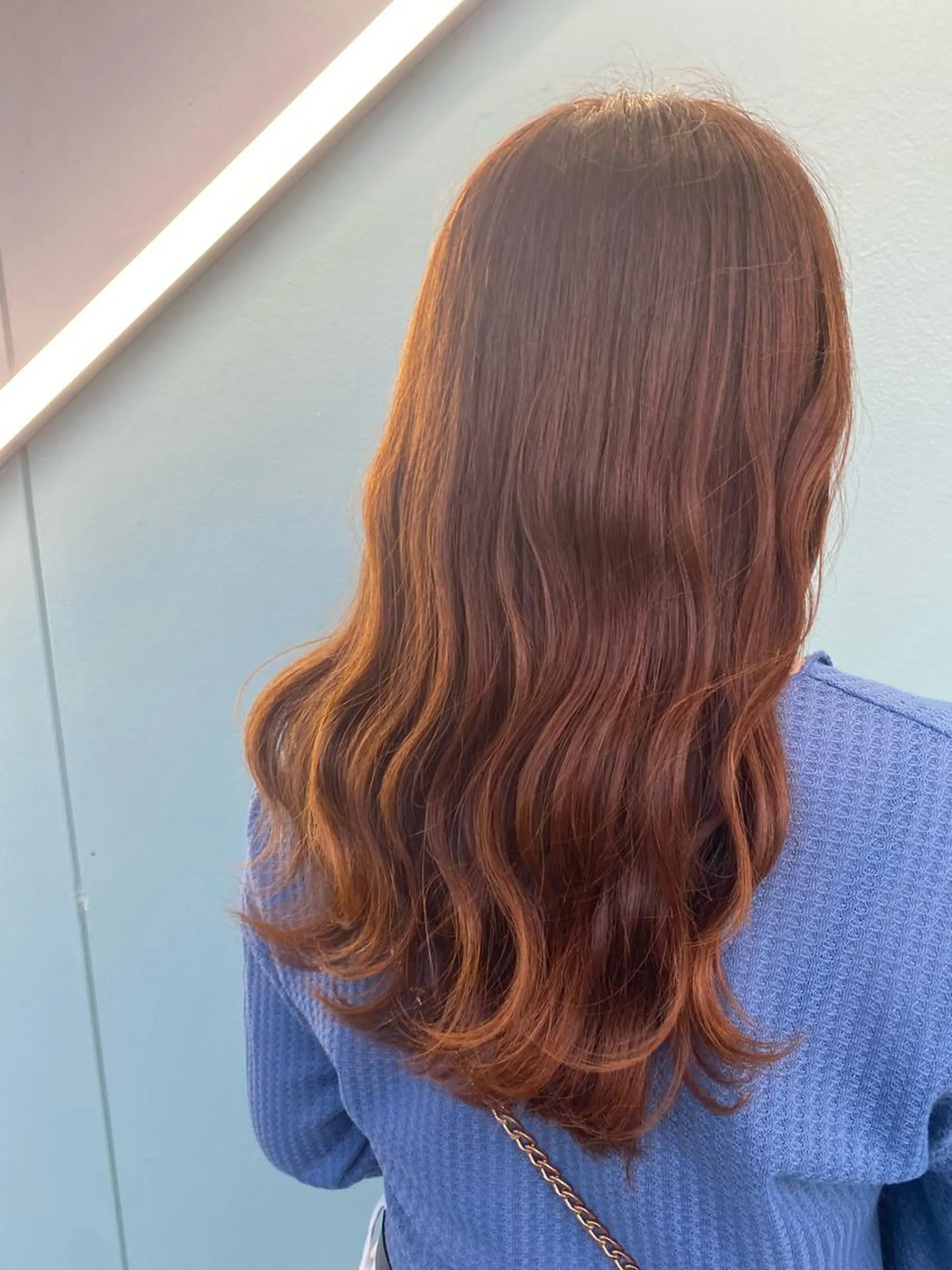 ロング ヘアカラー トリートメント earth新宮 Jesikkaのヘアスタイル