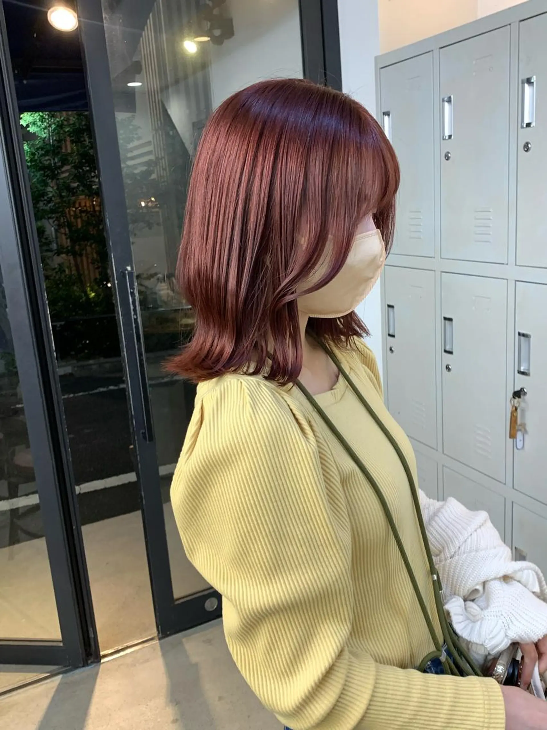 ミディアム カラー ヘアカラー トリートメント leben serikaのヘアスタイル
