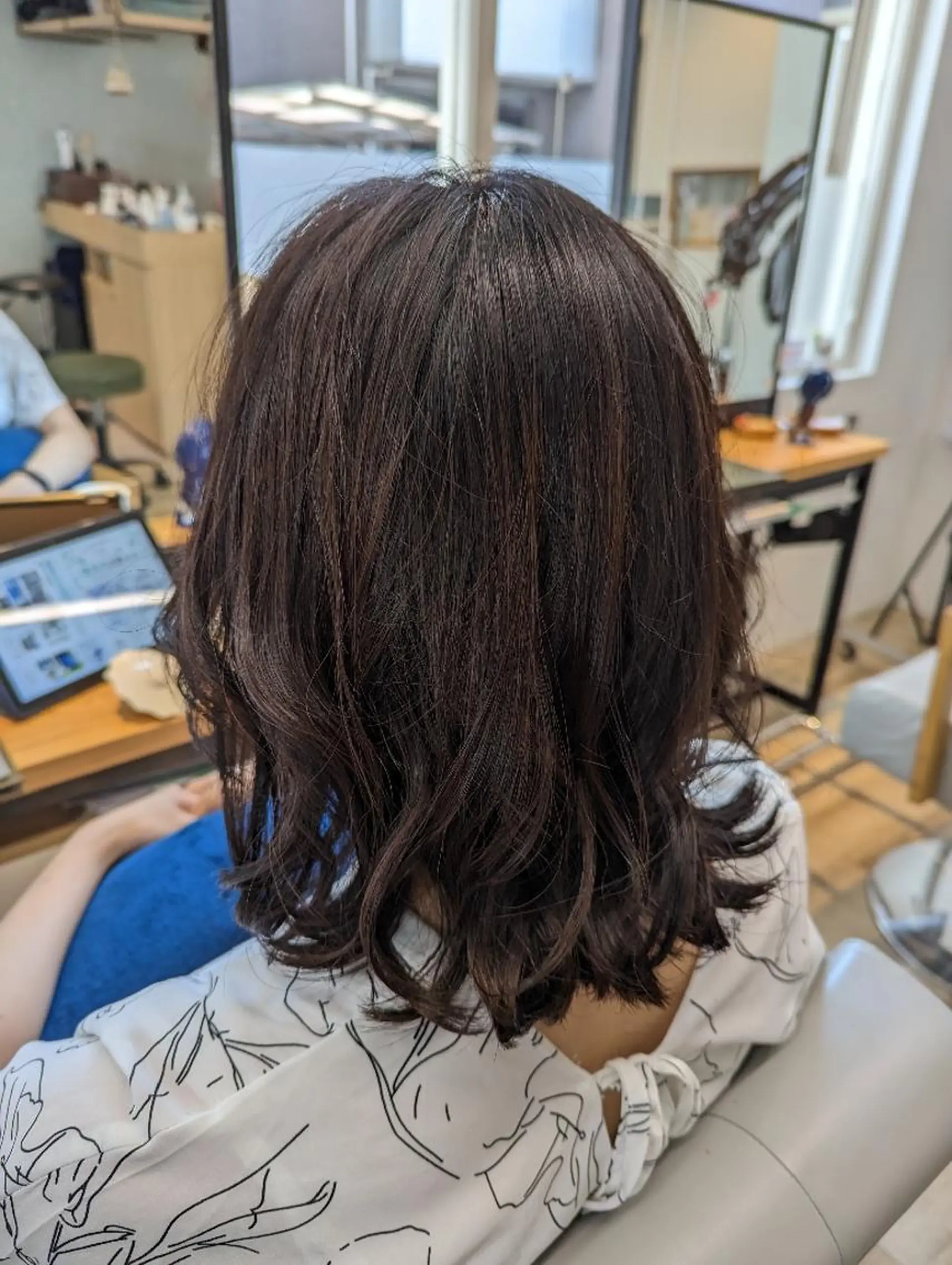 ミディアム Kokeshi/吹上 /Rymlhairのヘアスタイル