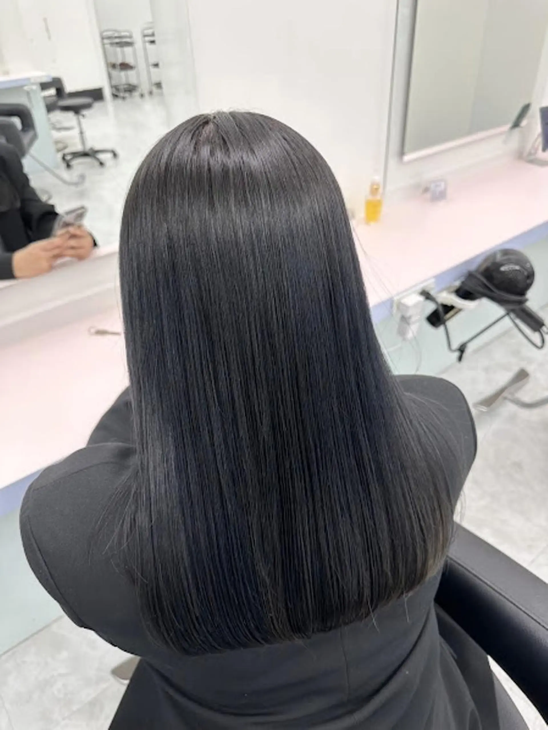 カラー 🪞official FRUITS渋谷🩰のヘアスタイル