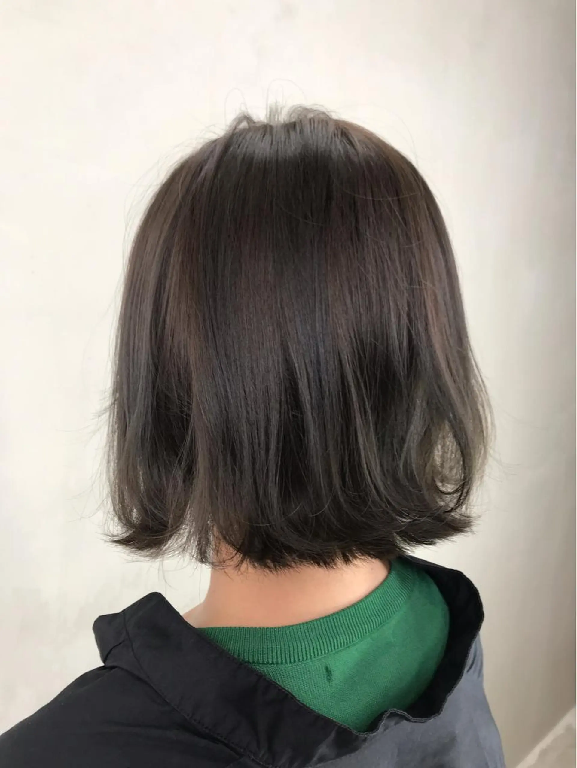 ショート アッシュ アッシュグレー yui .のヘアスタイル