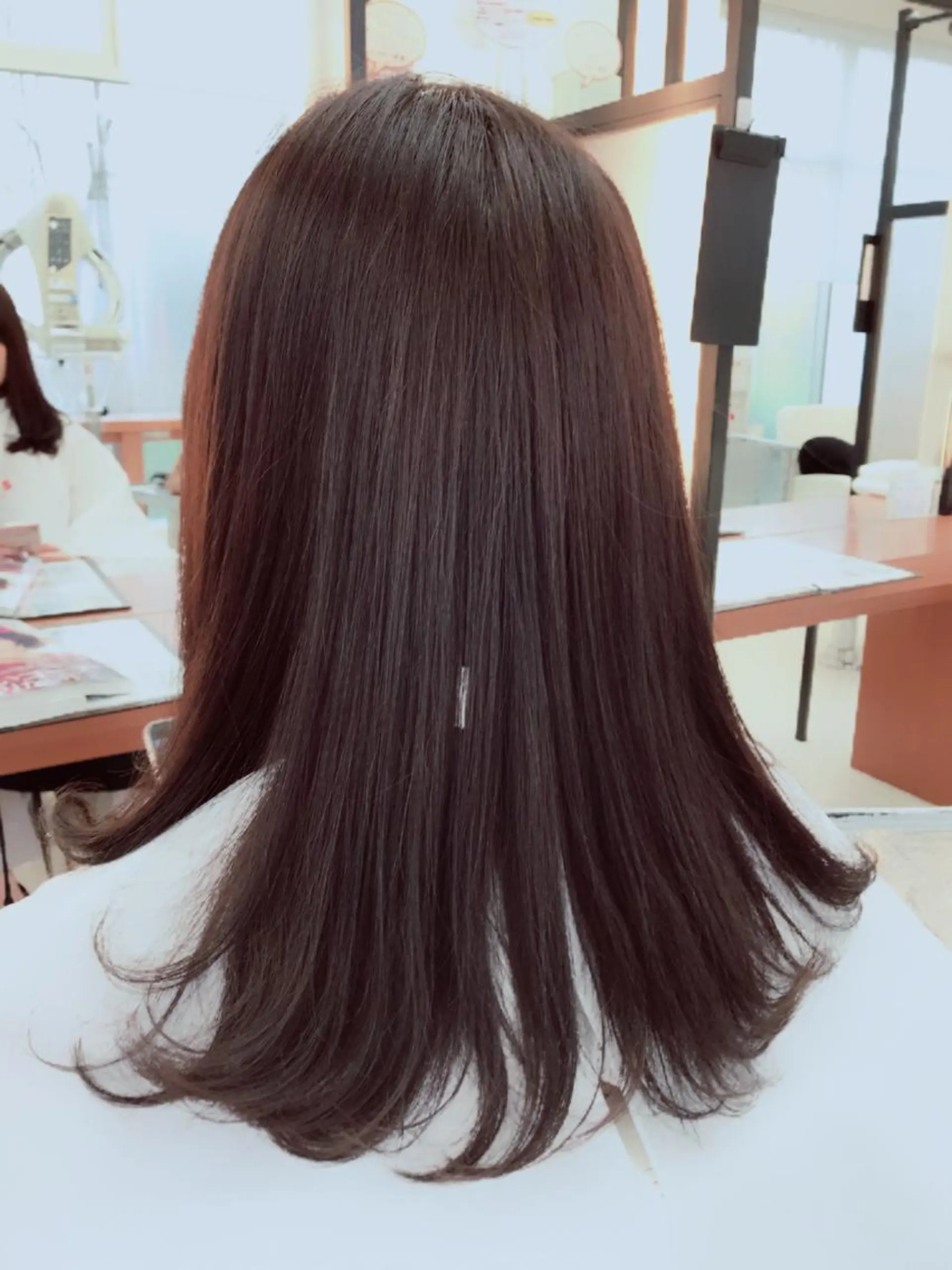 セミロング カラー イルミナカラー ヘアカラー トリートメント 奈良崎 和弘のヘアスタイル