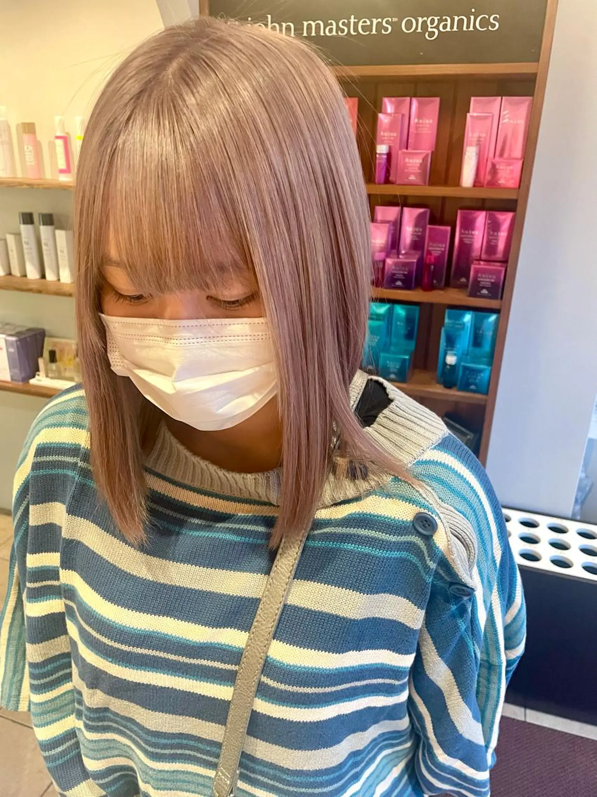 セミロング カラー 渡辺 瑠美のヘアスタイル