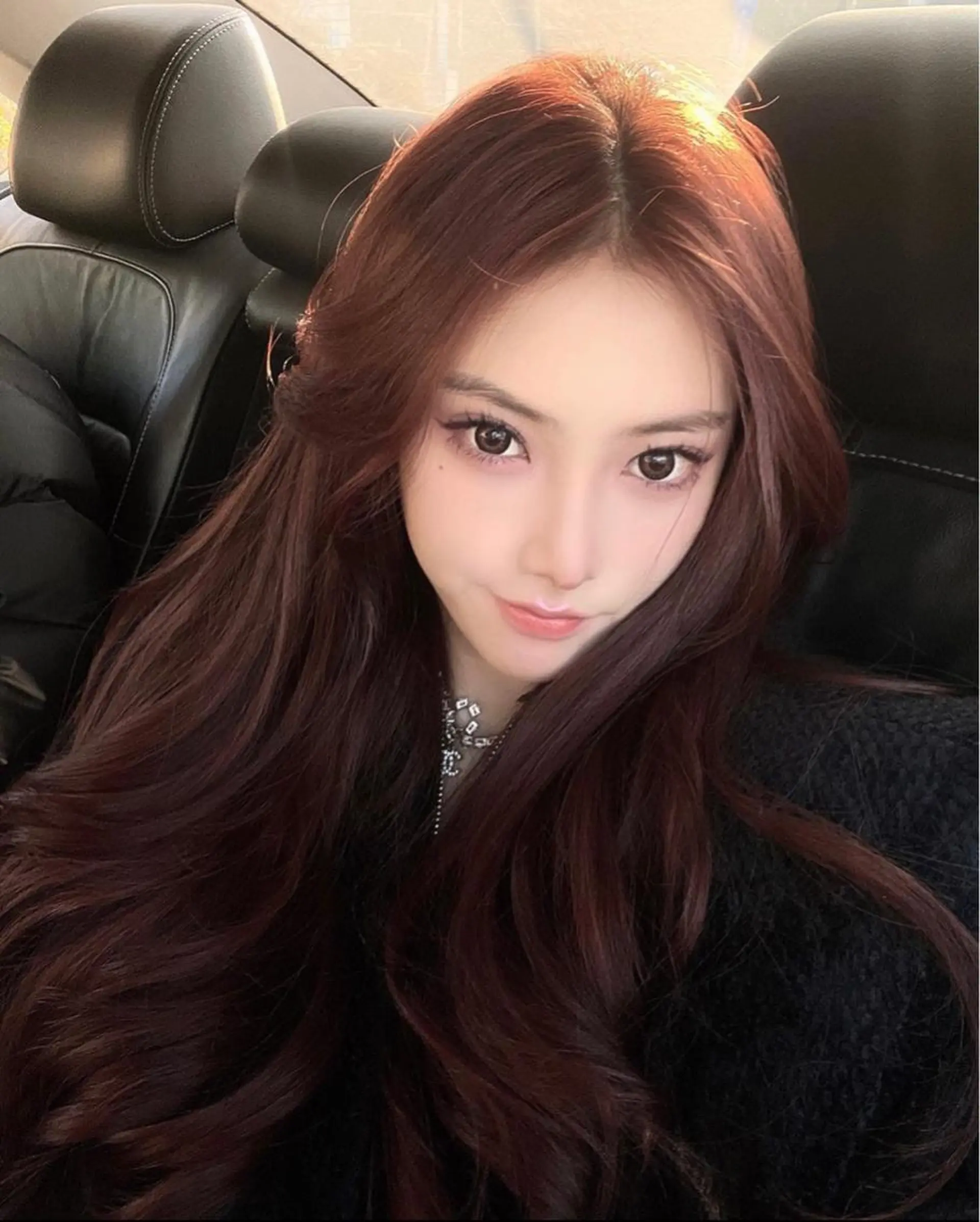 ロング くびれヘア ルービック難波／韓国 /艶カラー/KAZUのヘアスタイル