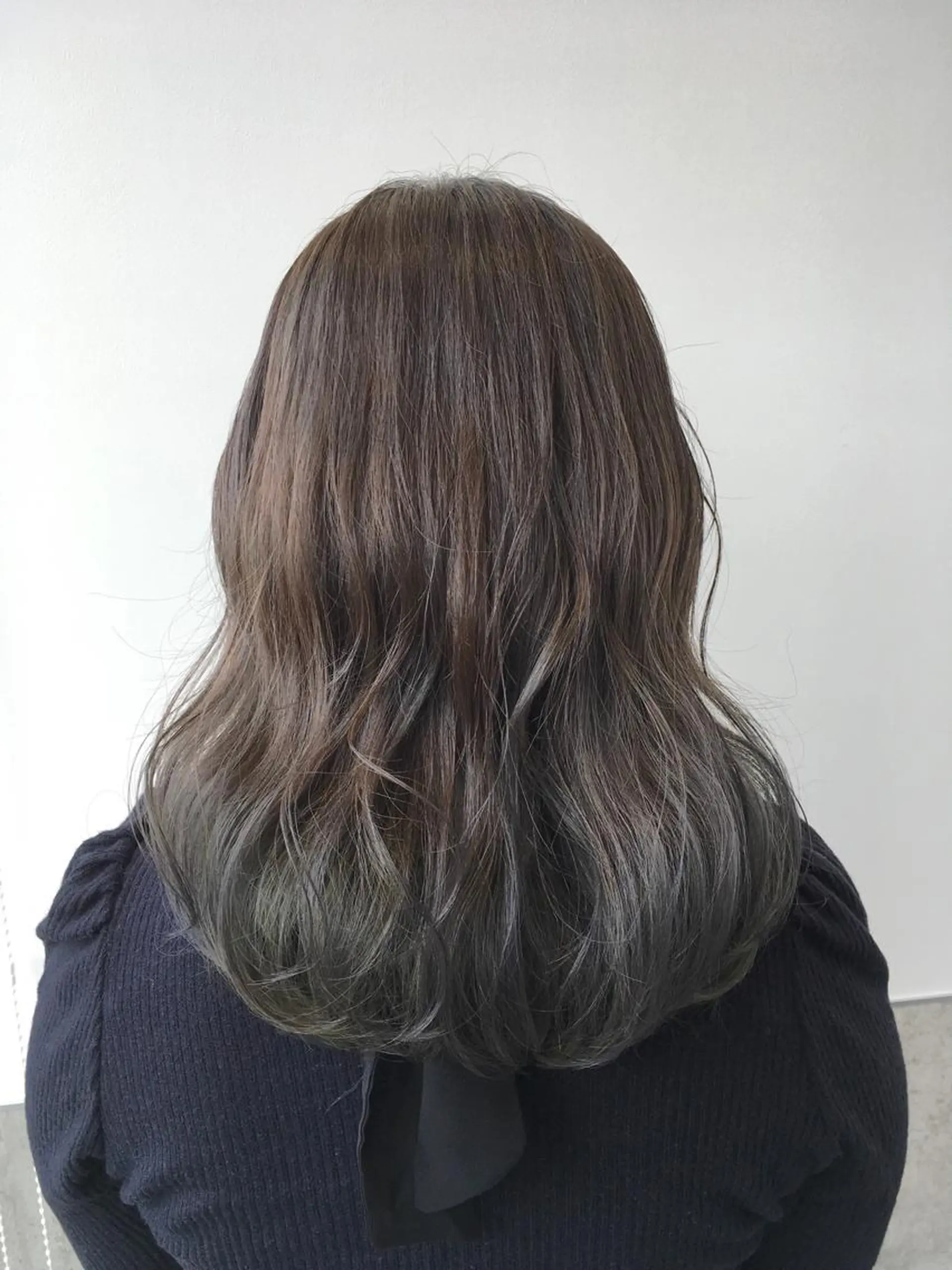 セミロング カラー グレージュ ヘアカラー トリートメント ヘアセット yoshi ☆のヘアスタイル