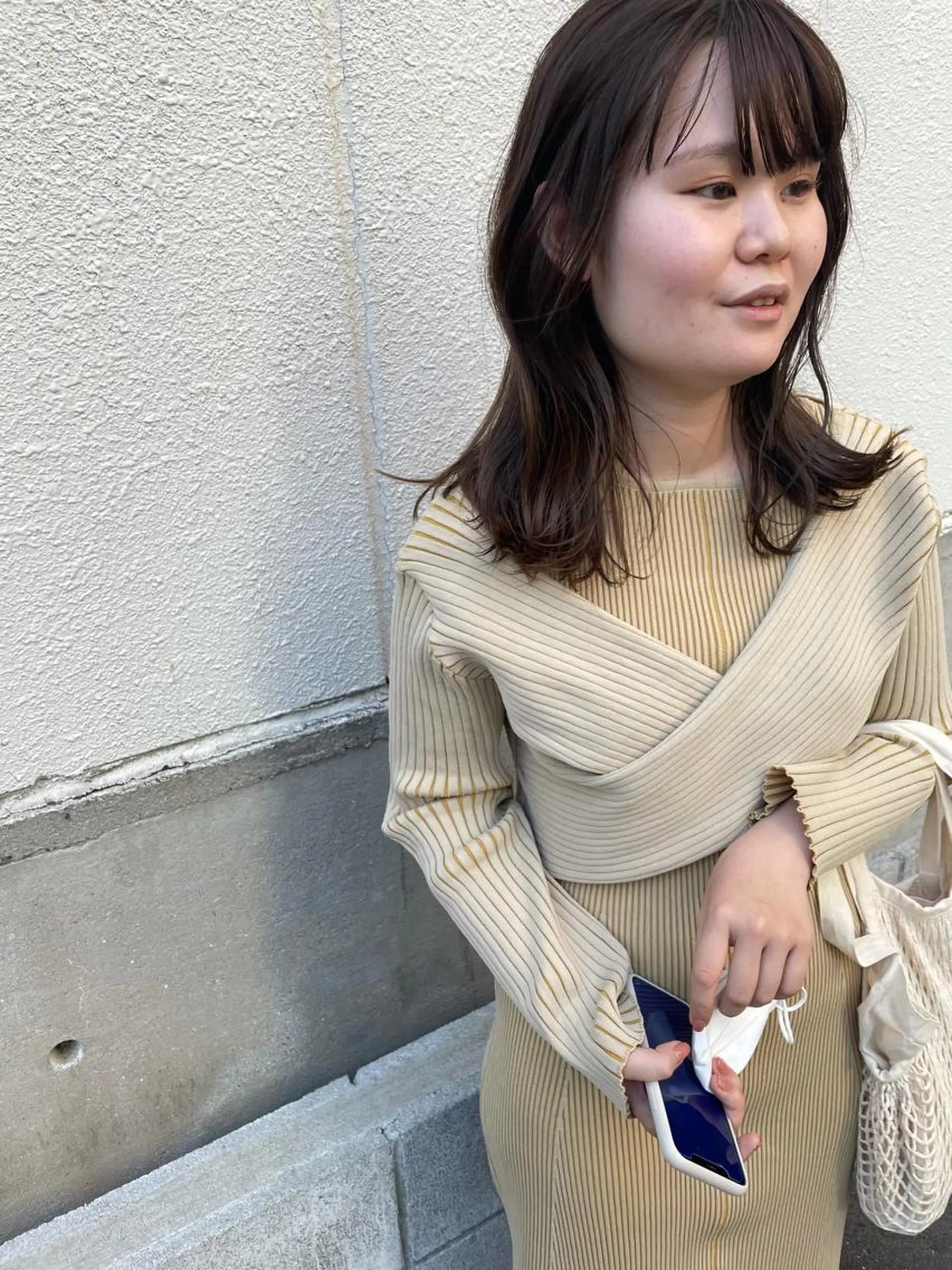 セミロング アッシュ ヘアカラー トリートメント さの あやねのヘアスタイル