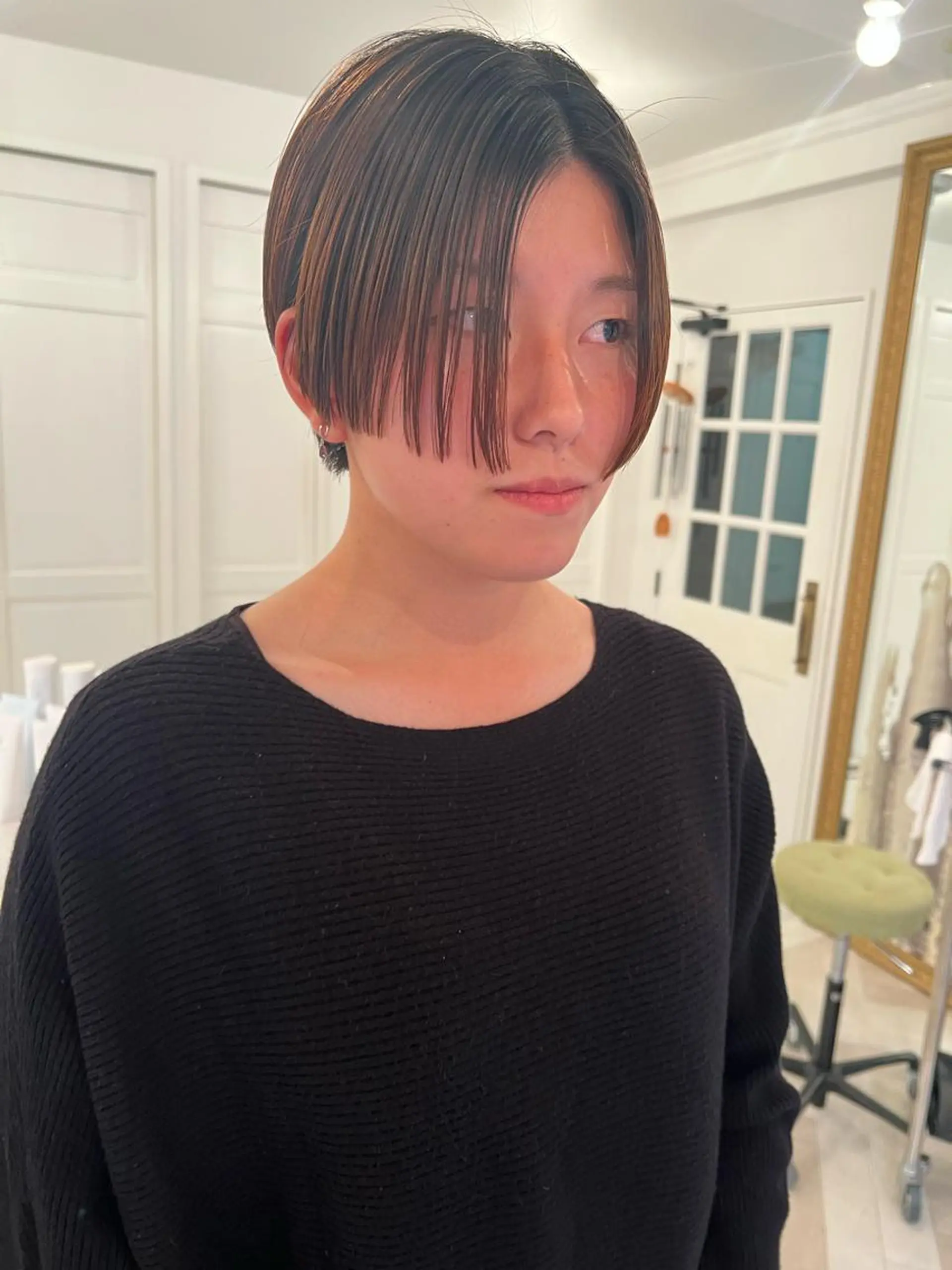 ショート ブリーチカラー🎀 韓国風/寺門美優のヘアスタイル