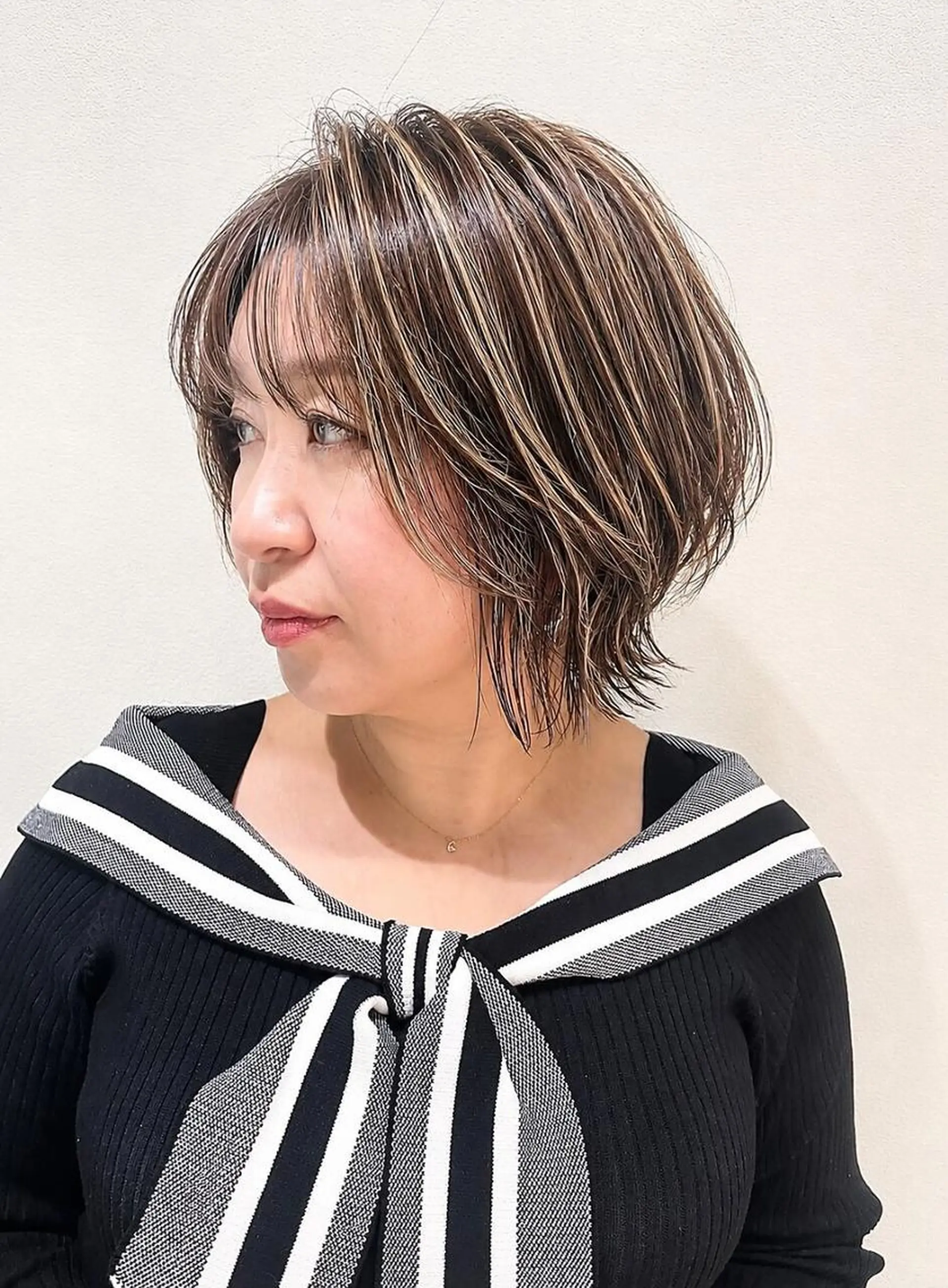 ショート カラー ショートボブ ボブレイヤー バレイヤージュ ブリーチ ダブルカラー ヘアカラー N°sopo 札幌大通のヘアスタイル