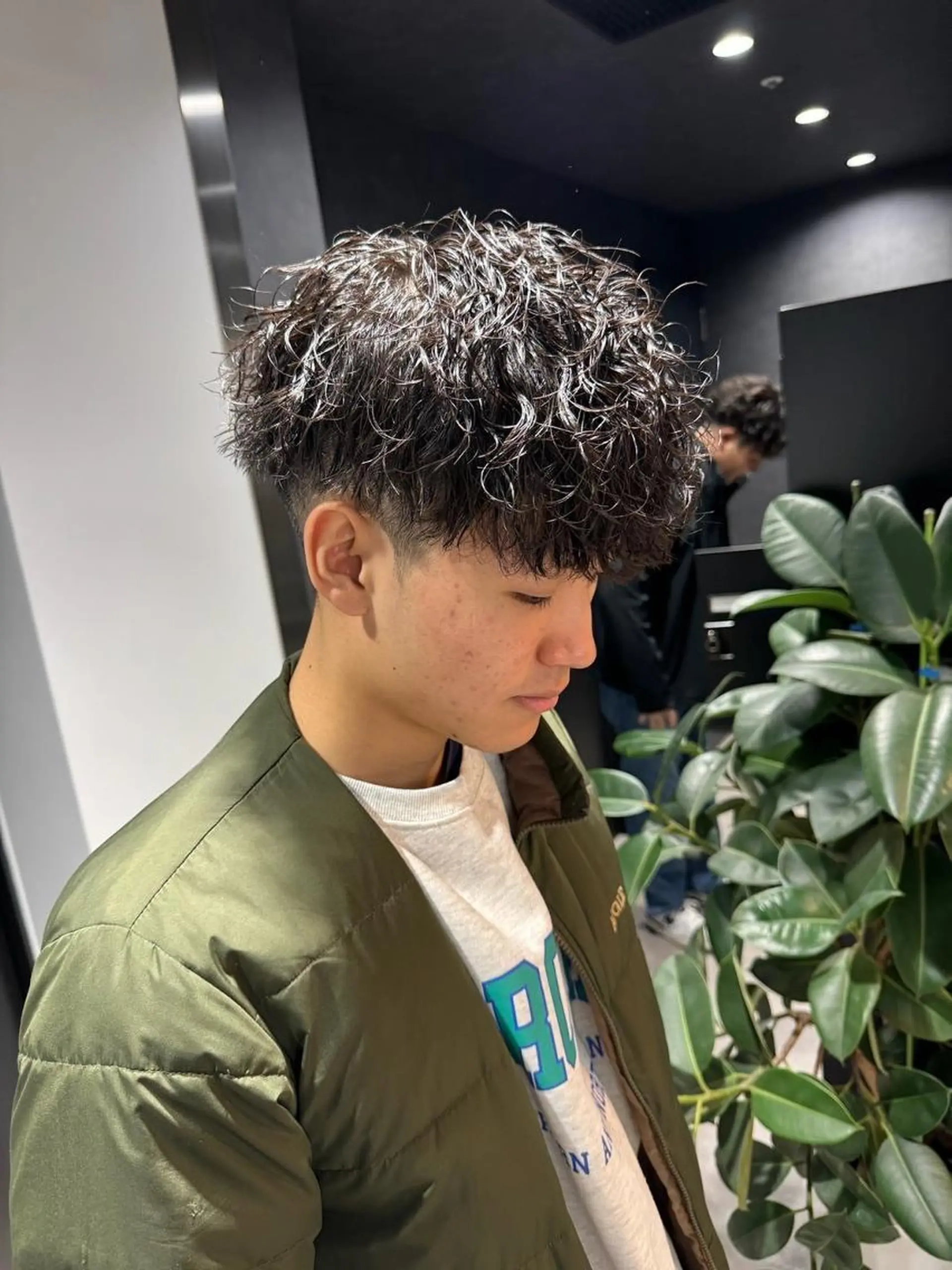 カラー ⚡️渋谷⚡️ メンズパーマ⚡️のヘアスタイル