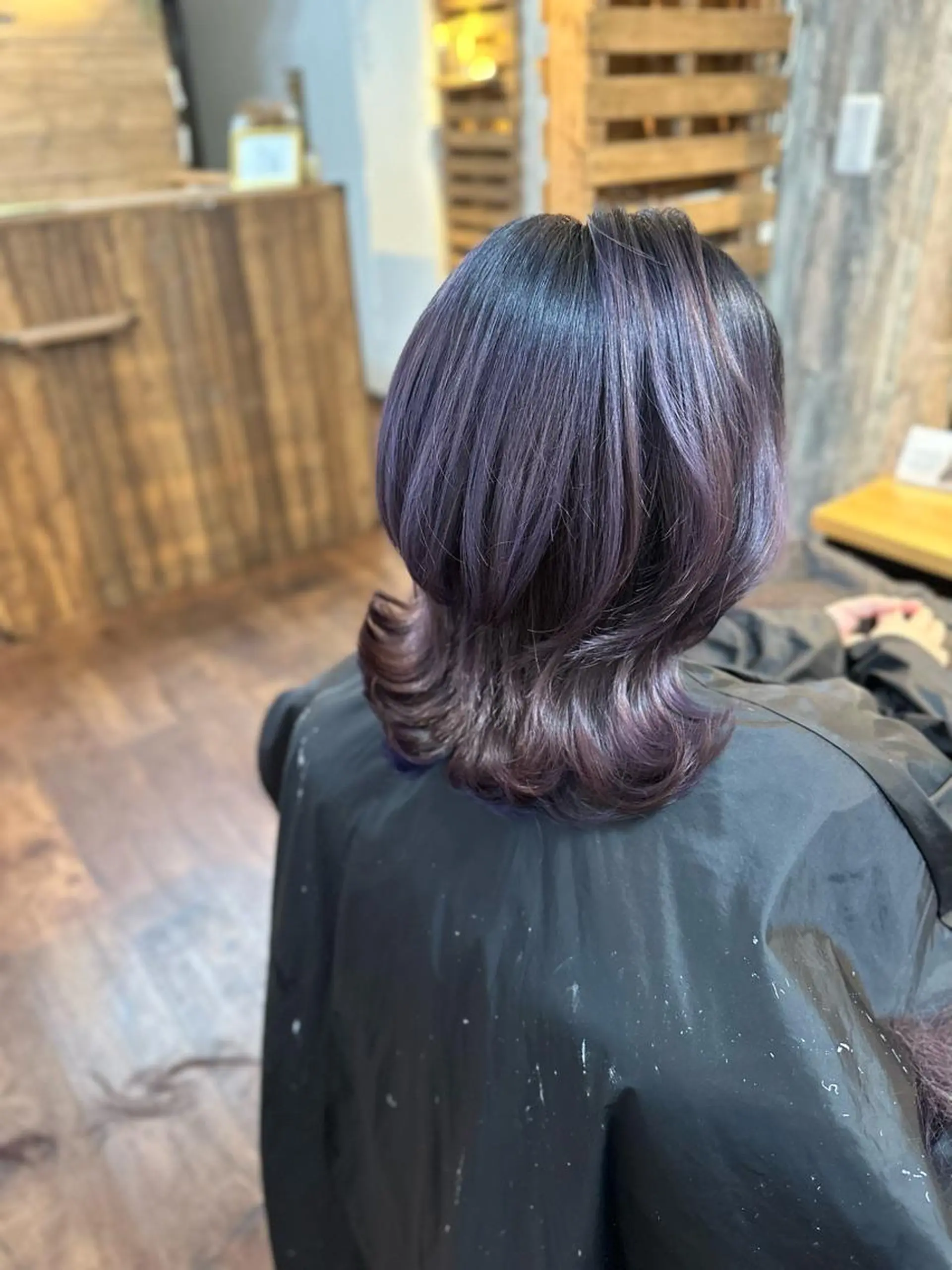 ミディアム カラー バレイヤージュ パープルカラー レイヤーカット カット ヘアカラー トリートメント Luzir⭐︎ GEN⭐︎のヘアスタイル