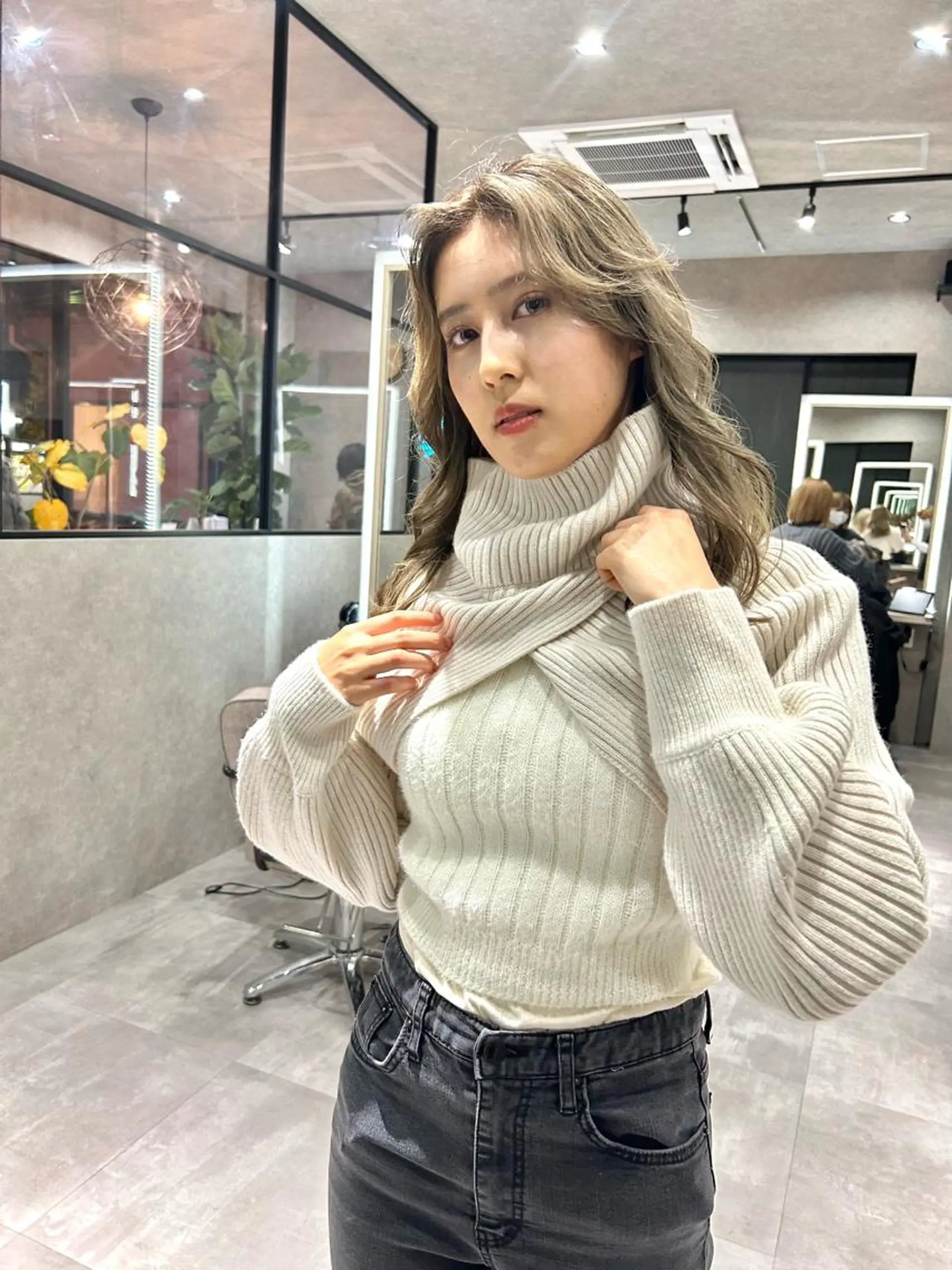 ミディアム カラー カット ヘアカラー トリートメント 一ノ瀬 暁のヘアスタイル