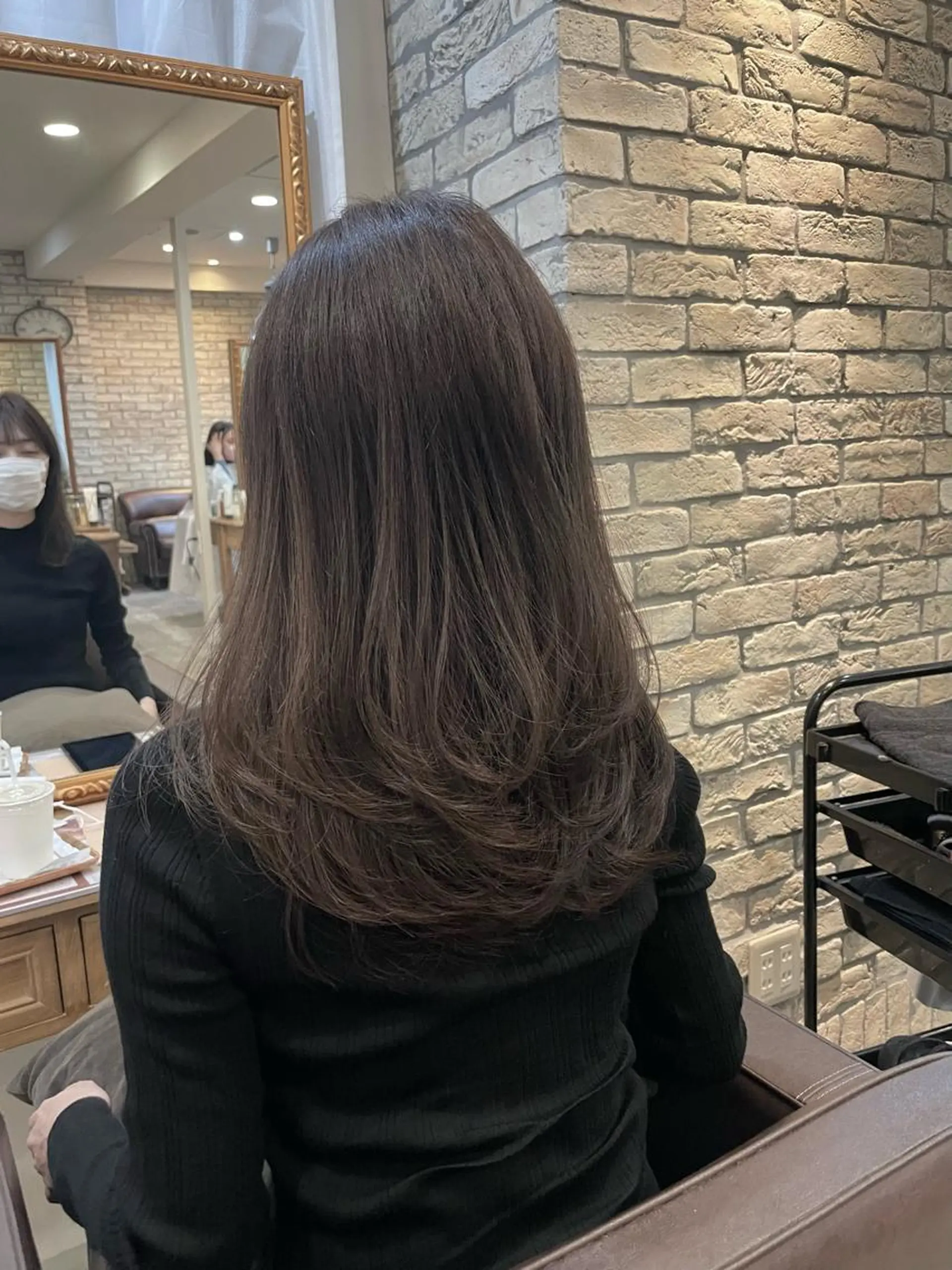 セミロング カラー レイヤーカット カット ヘアカラー トリートメント ヘアセット 髪質改善特化 🫧松野力也のヘアスタイル
