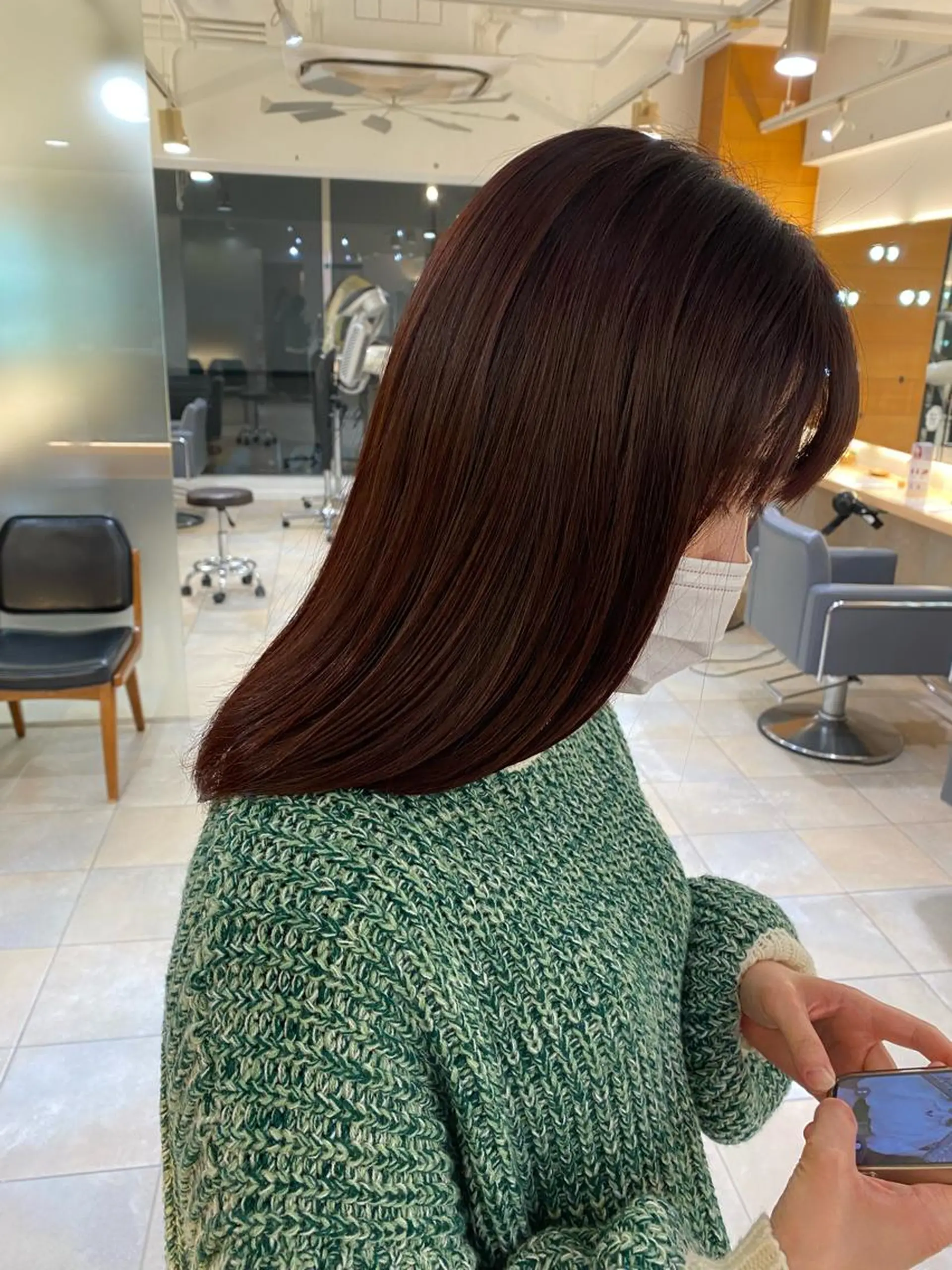 セミロング カラー ブリーチ ブリーチなしカラー 谷川あかり /ナチュラルパーマのヘアスタイル