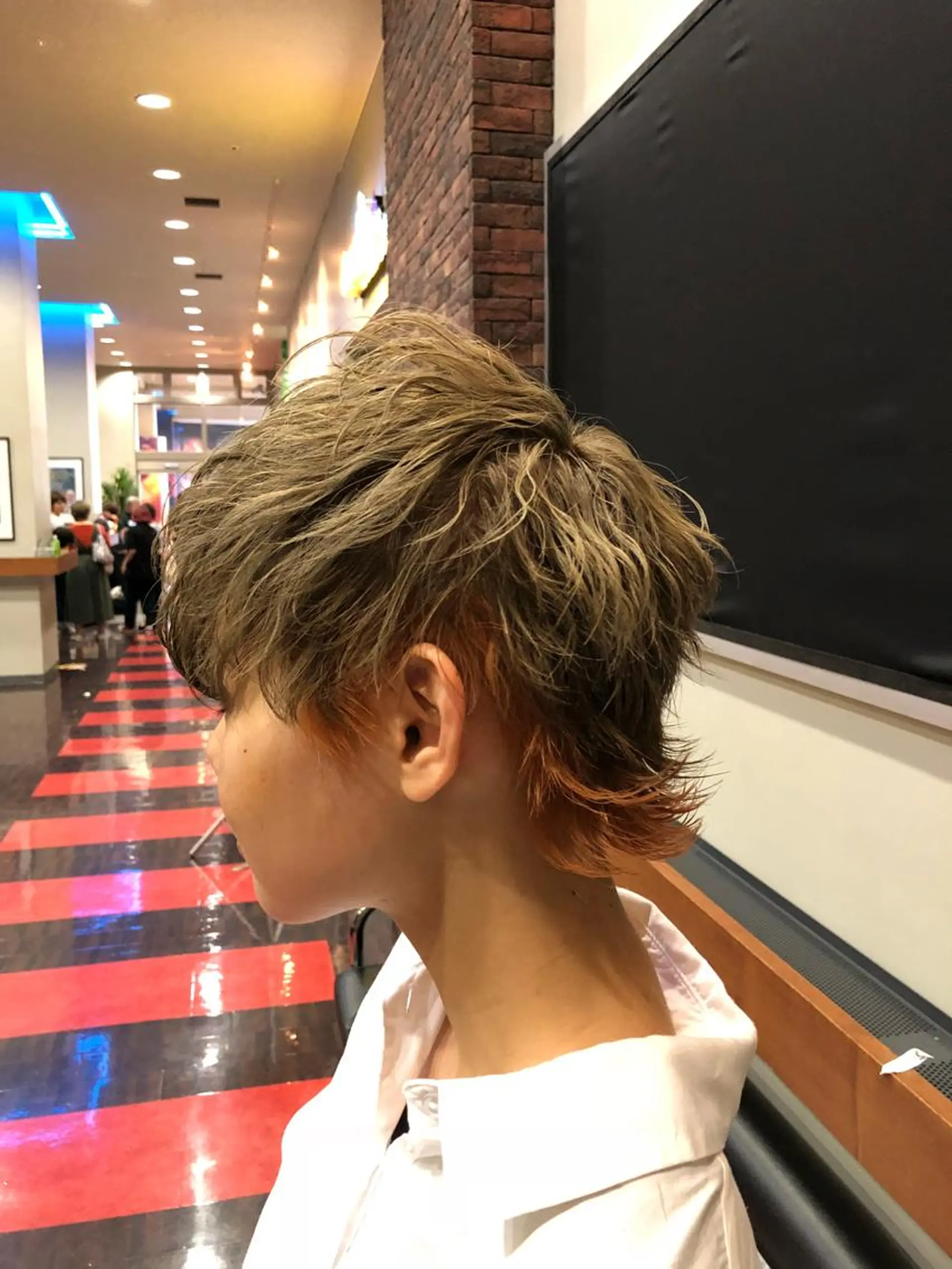 ショート カラー イヤリングカラー Snaly カラー特化ページのヘアスタイル