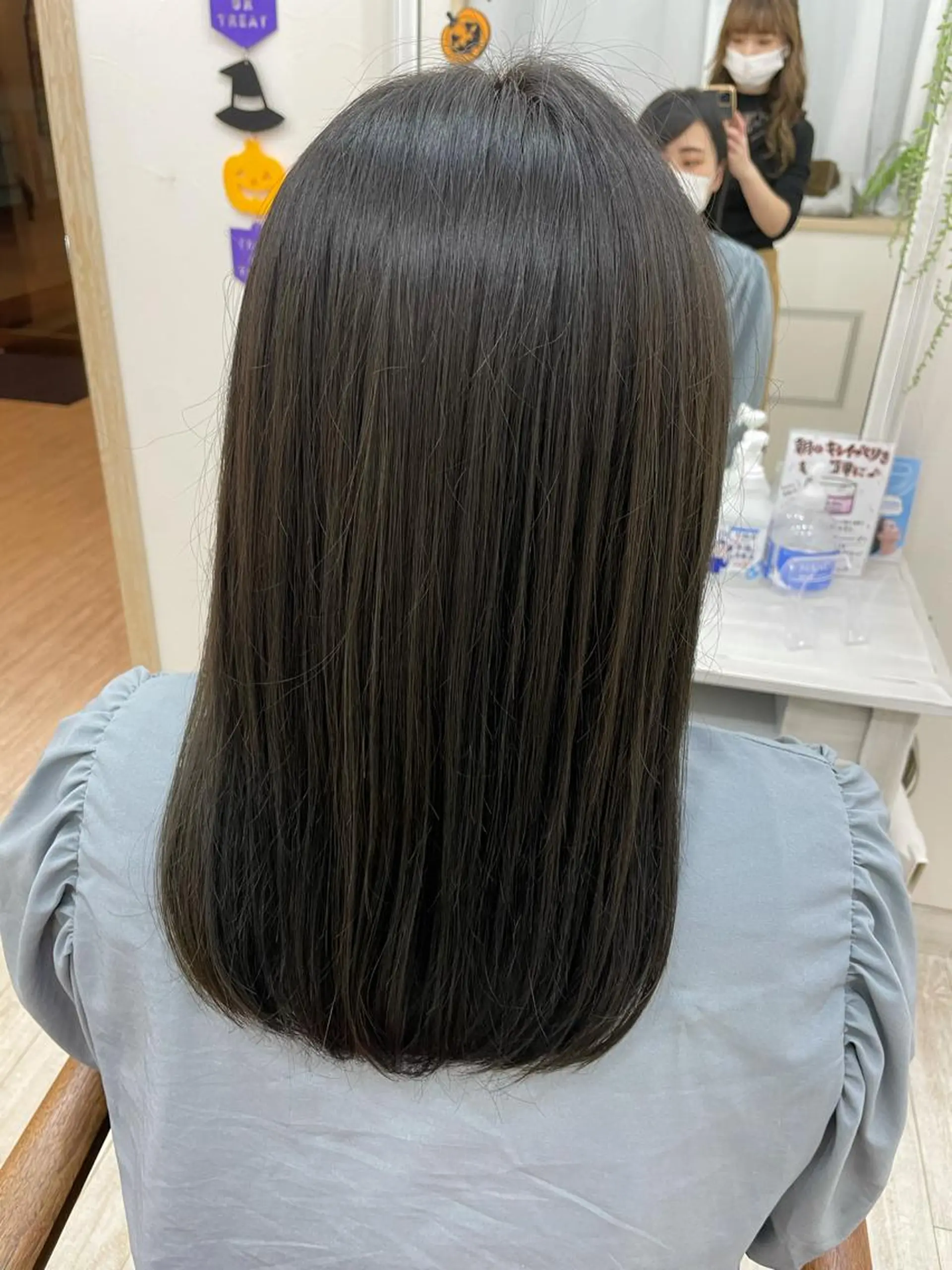 ロング カラー アッシュ ブルーカラー ブルーアッシュ カット 縮毛矯正 トリートメント 村山 かほのヘアスタイル