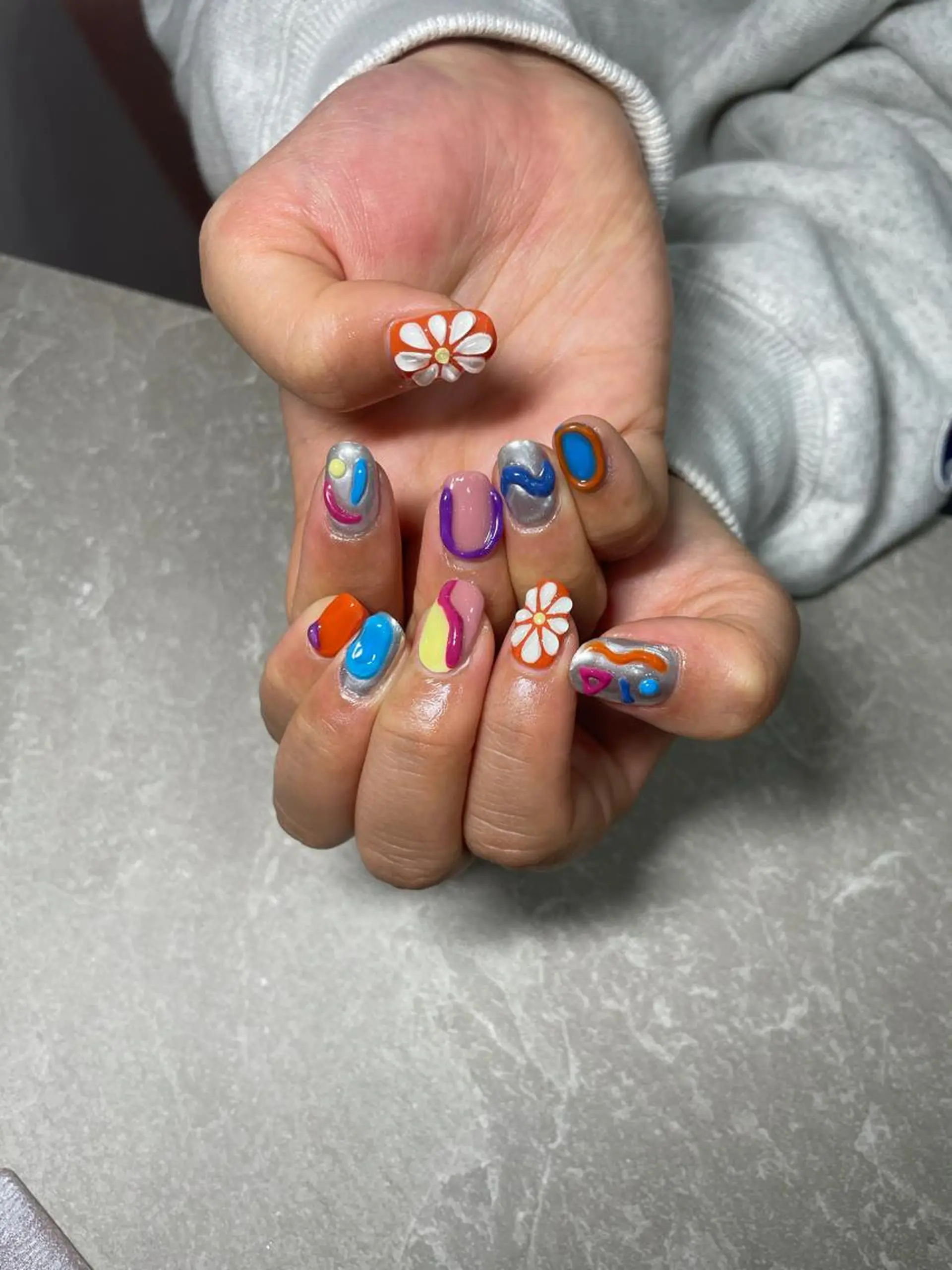 ネイル LAVISH nail salonのヘアスタイル