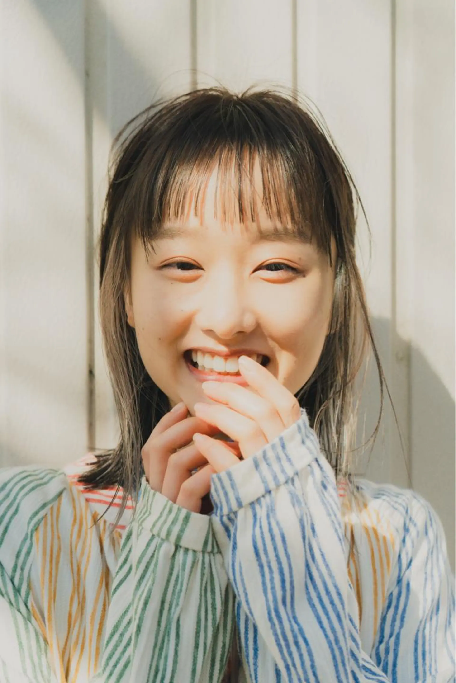 ショート カラー 切りっぱなしボブ ベージュカラー インナーカラー ホワイトベージュ ボブ kyon.hair 韓国カットカラーのヘアスタイル