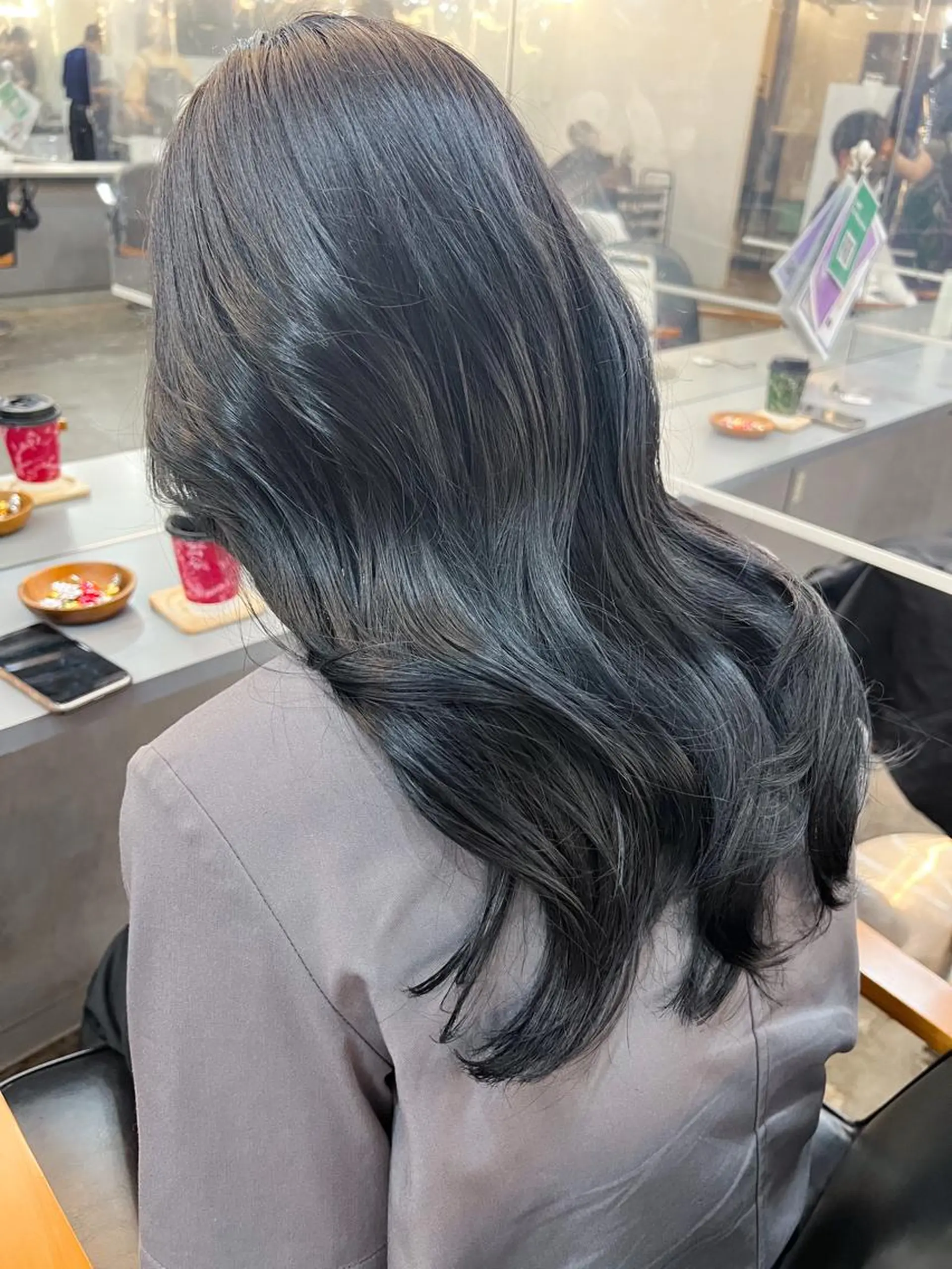 セミロング カラー レイヤーカット/ 火ノ見🪡のヘアスタイル