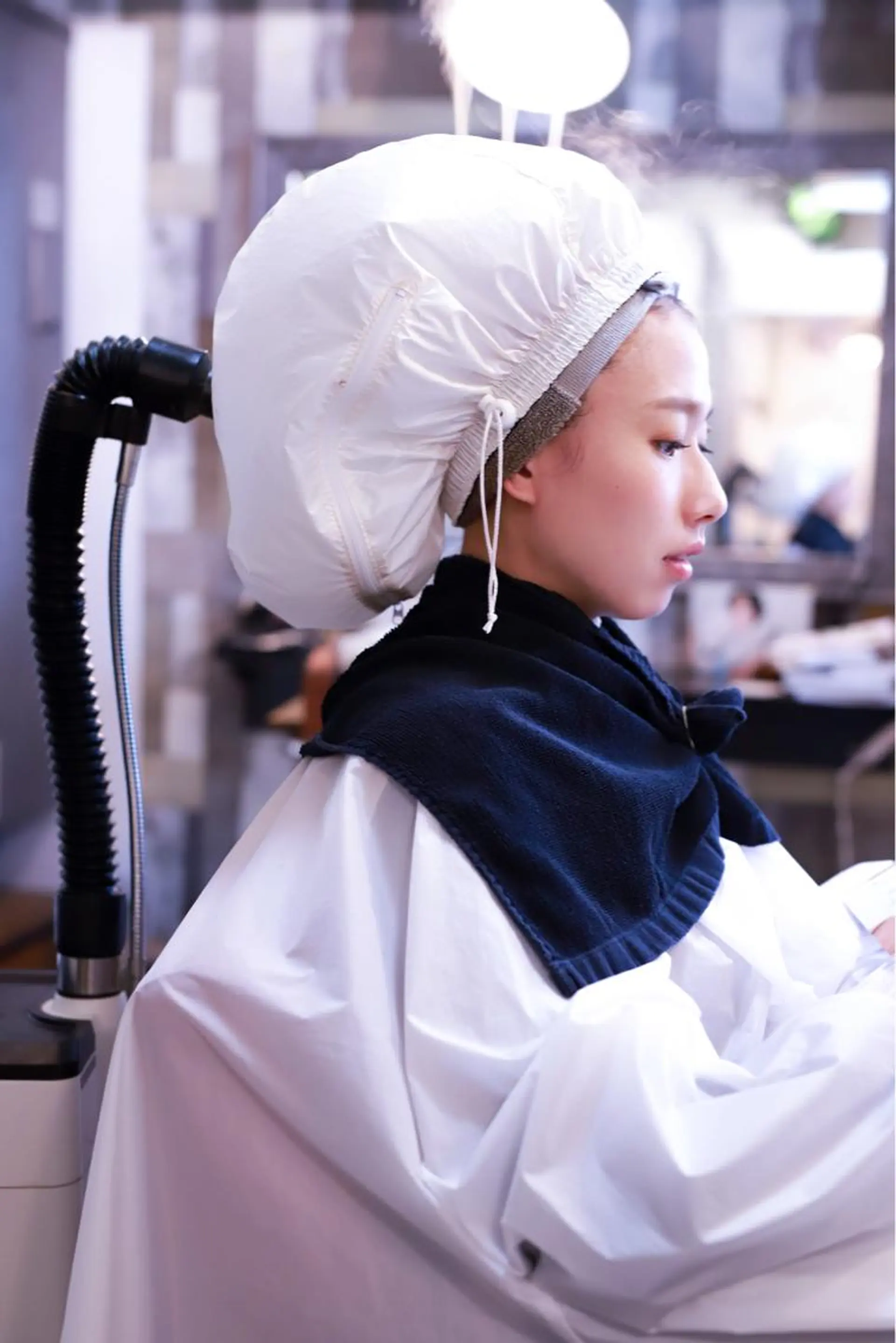 セミロング カラー ネイル マツエク・マツパ アイブロウ カット トリートメント ヘッドスパ Chic シックのヘアスタイル