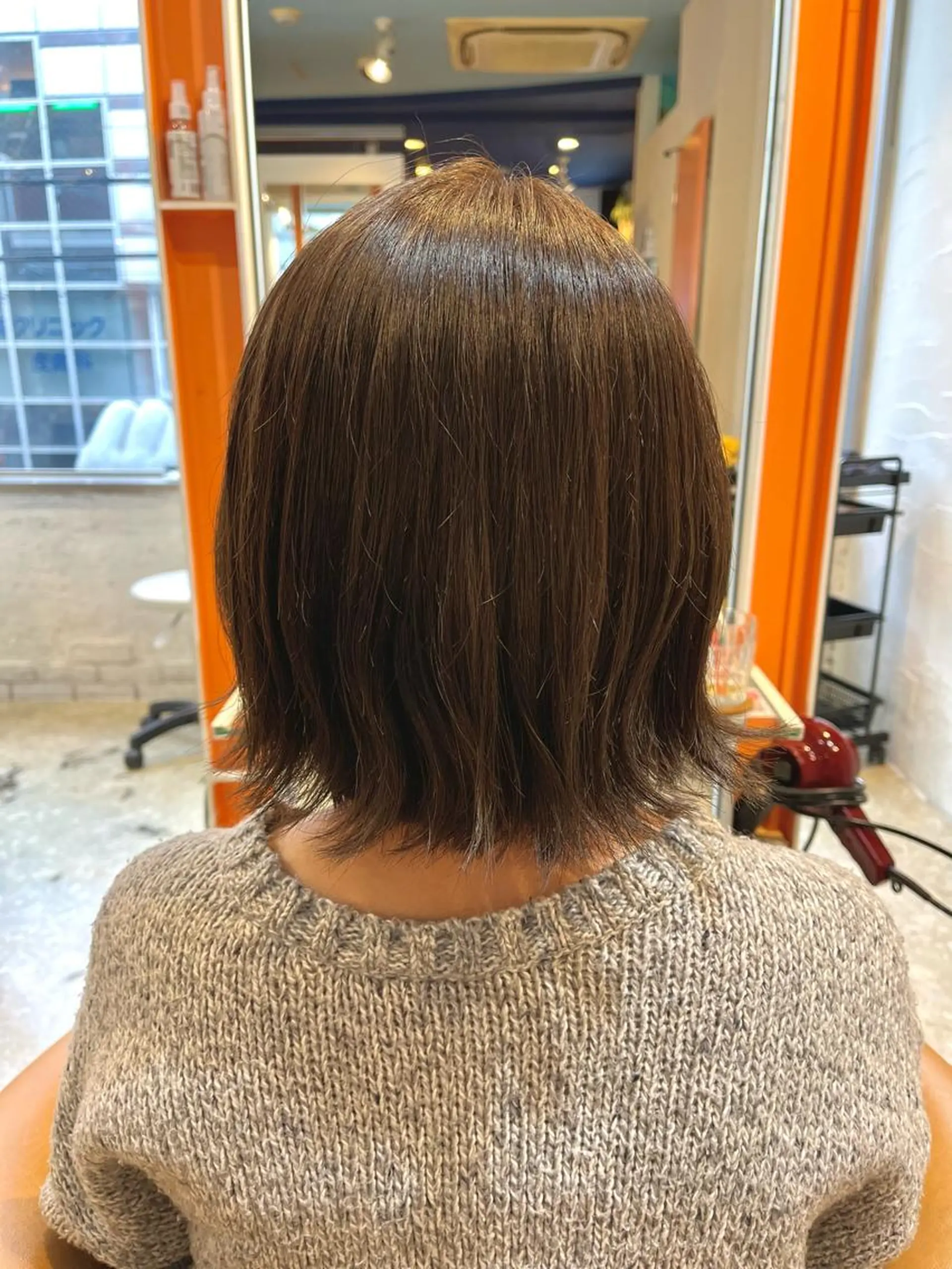 ミディアム カラー ヘアカラー トリートメント うしだ かおるのヘアスタイル