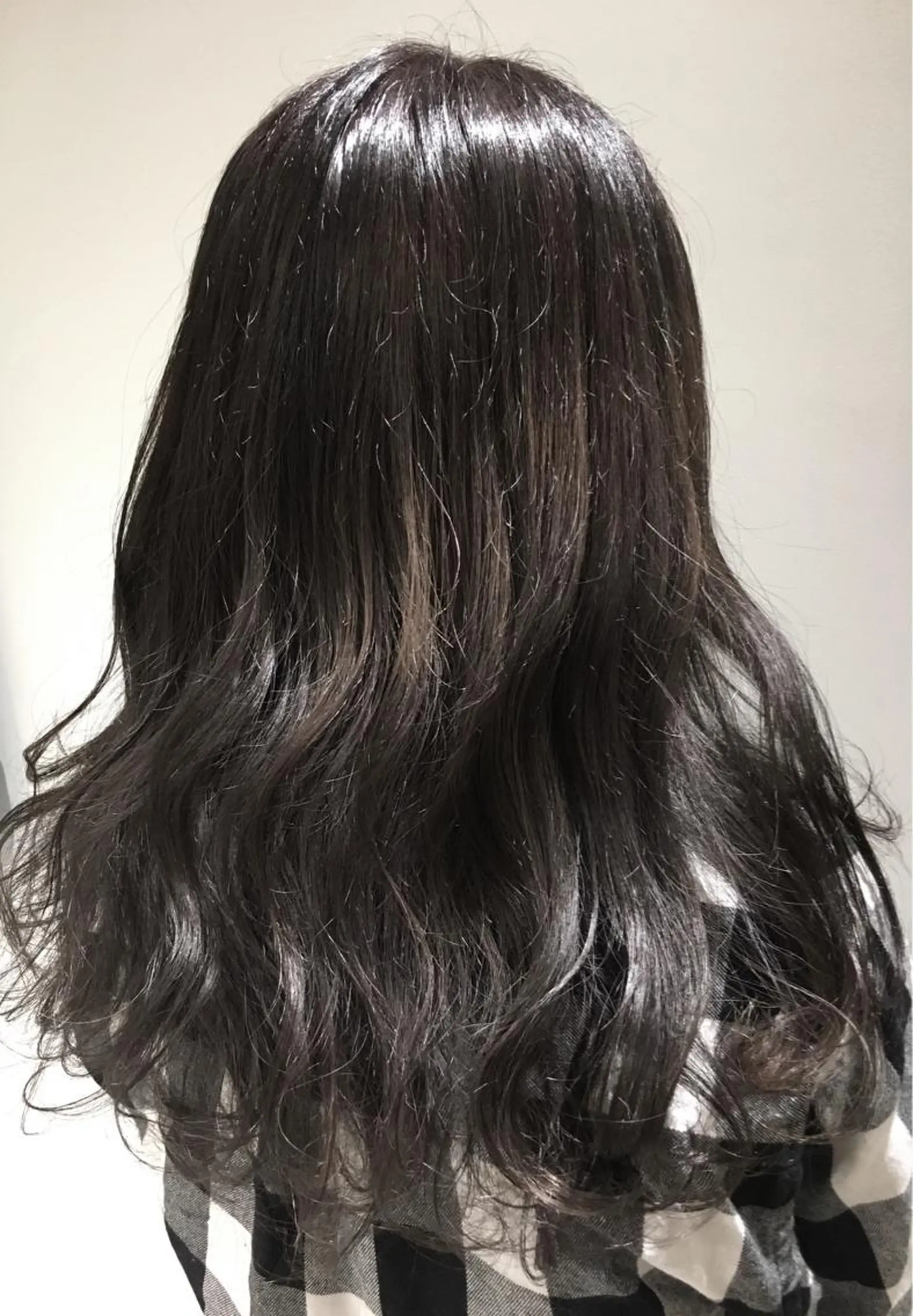 セミロング カラー 縮毛矯正クロスパーマ 益子達也のヘアスタイル