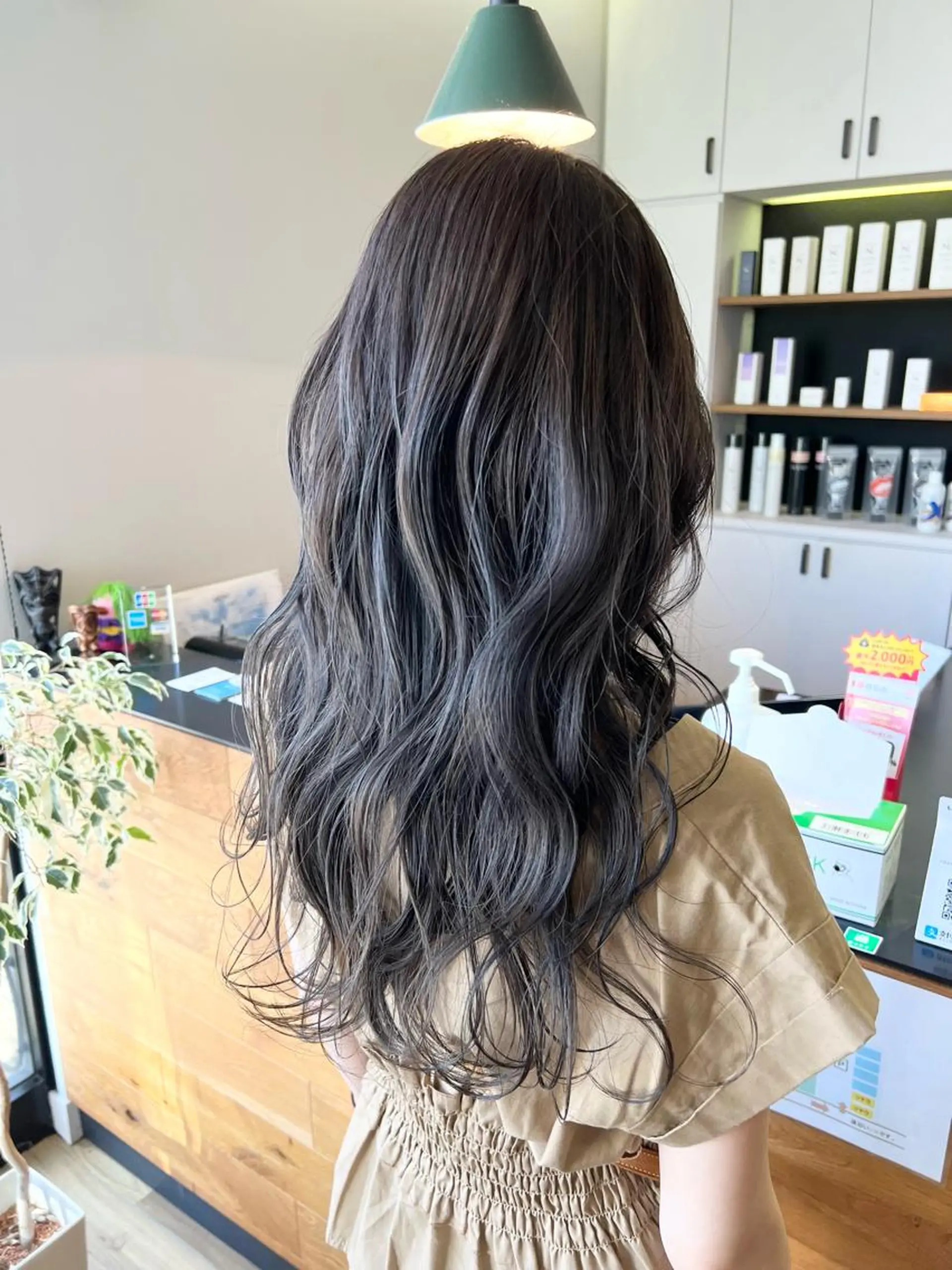 ロング 堀 望美のヘアスタイル