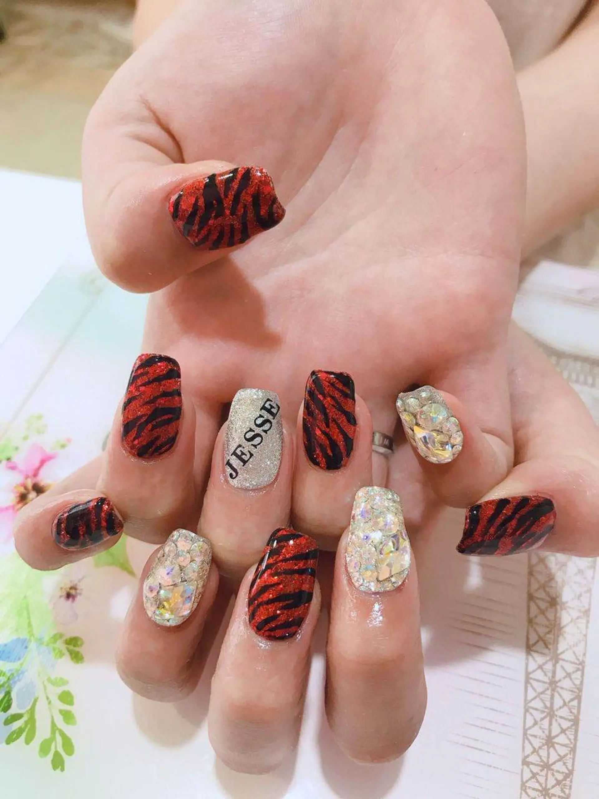 ネイル エムズ エムズのマツエク・マツパデザイン