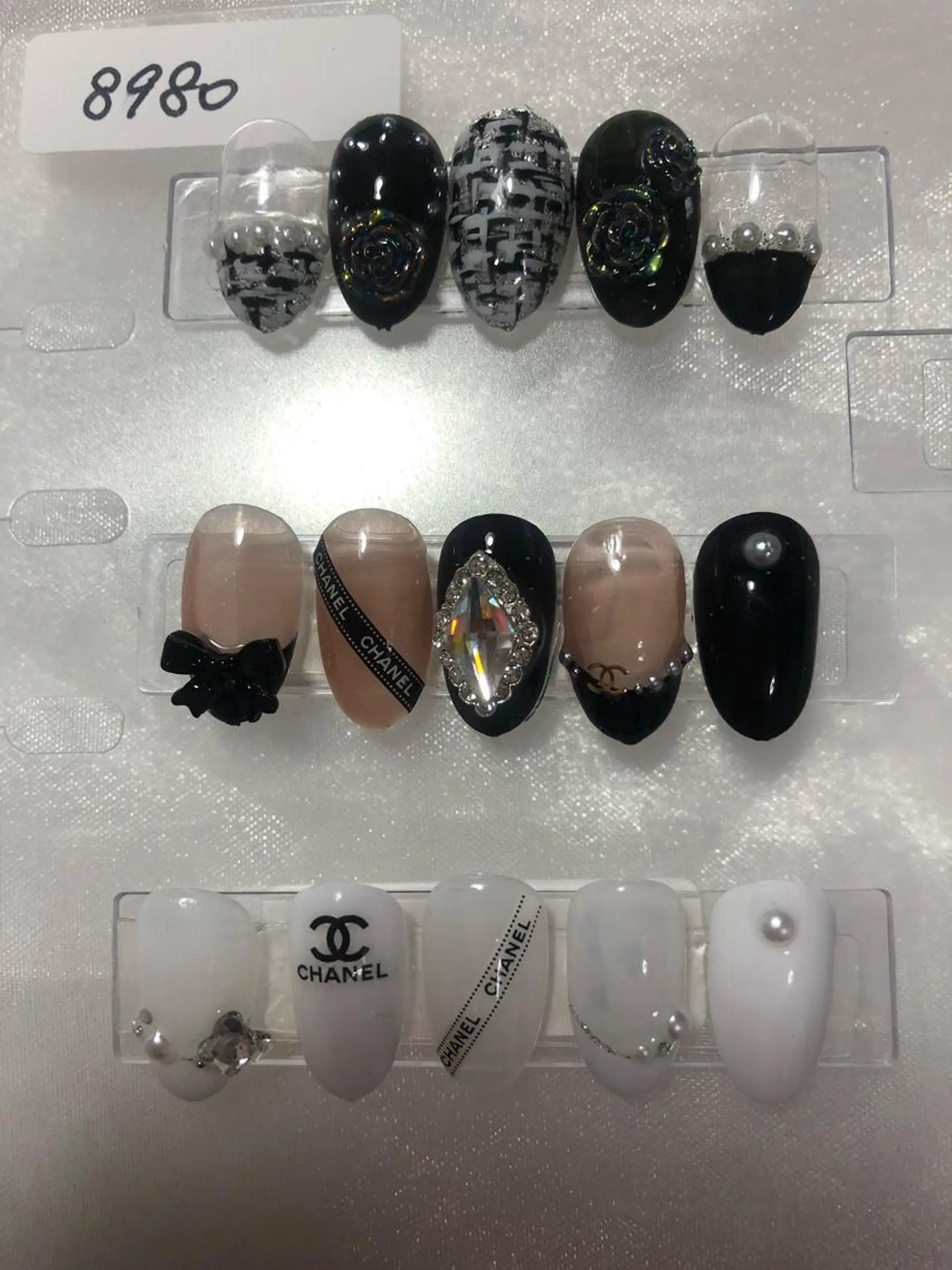 ネイル ハンドネイル VIVIAN リサのネイルデザイン