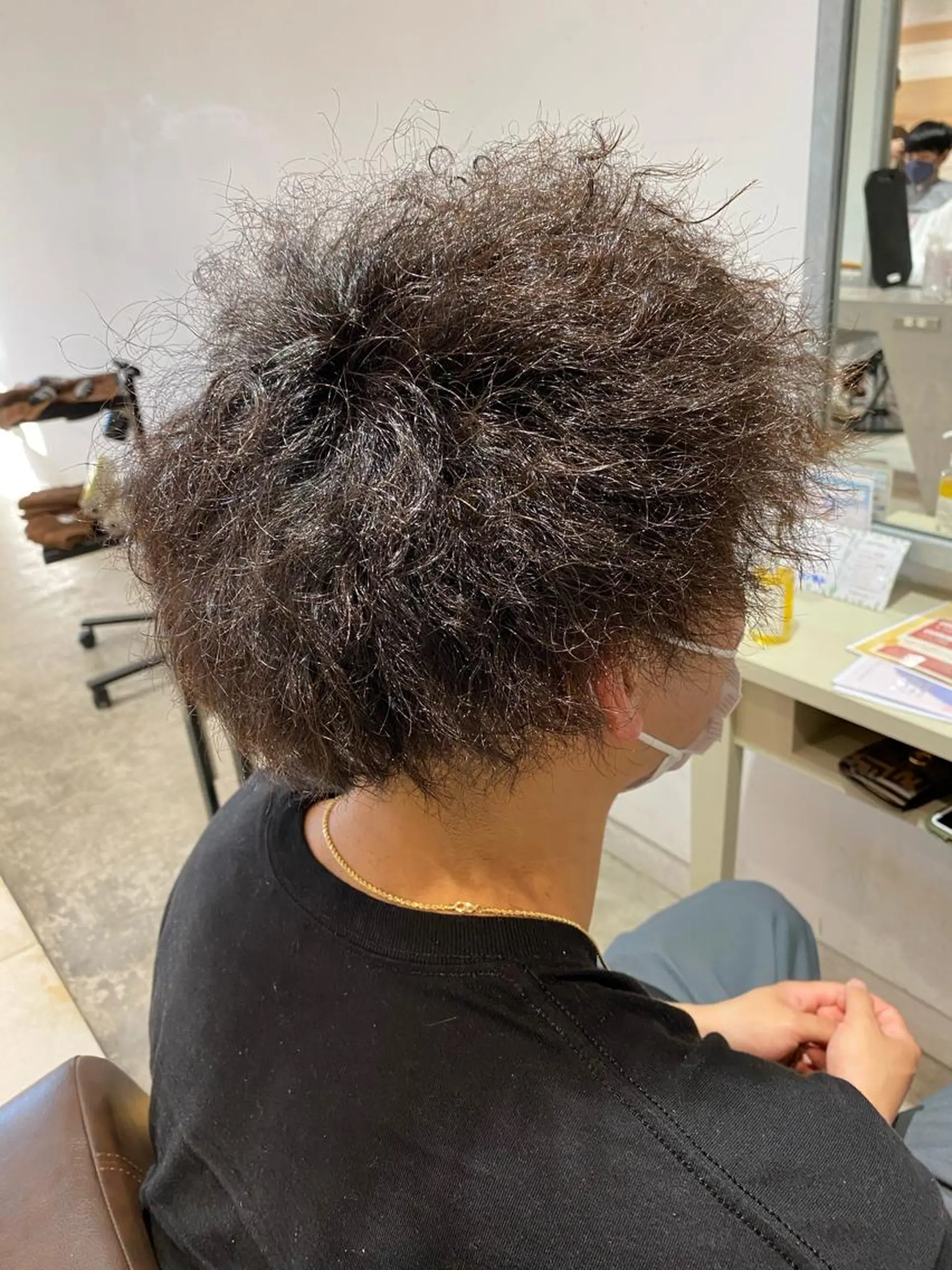 パーマ メンズ EARTH 榎本のヘアスタイル
