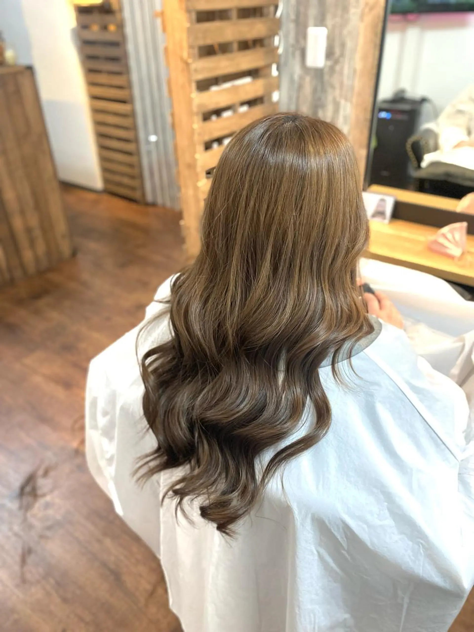 ロング レイヤーカット カット Luzir⭐︎ GEN⭐︎のヘアスタイル