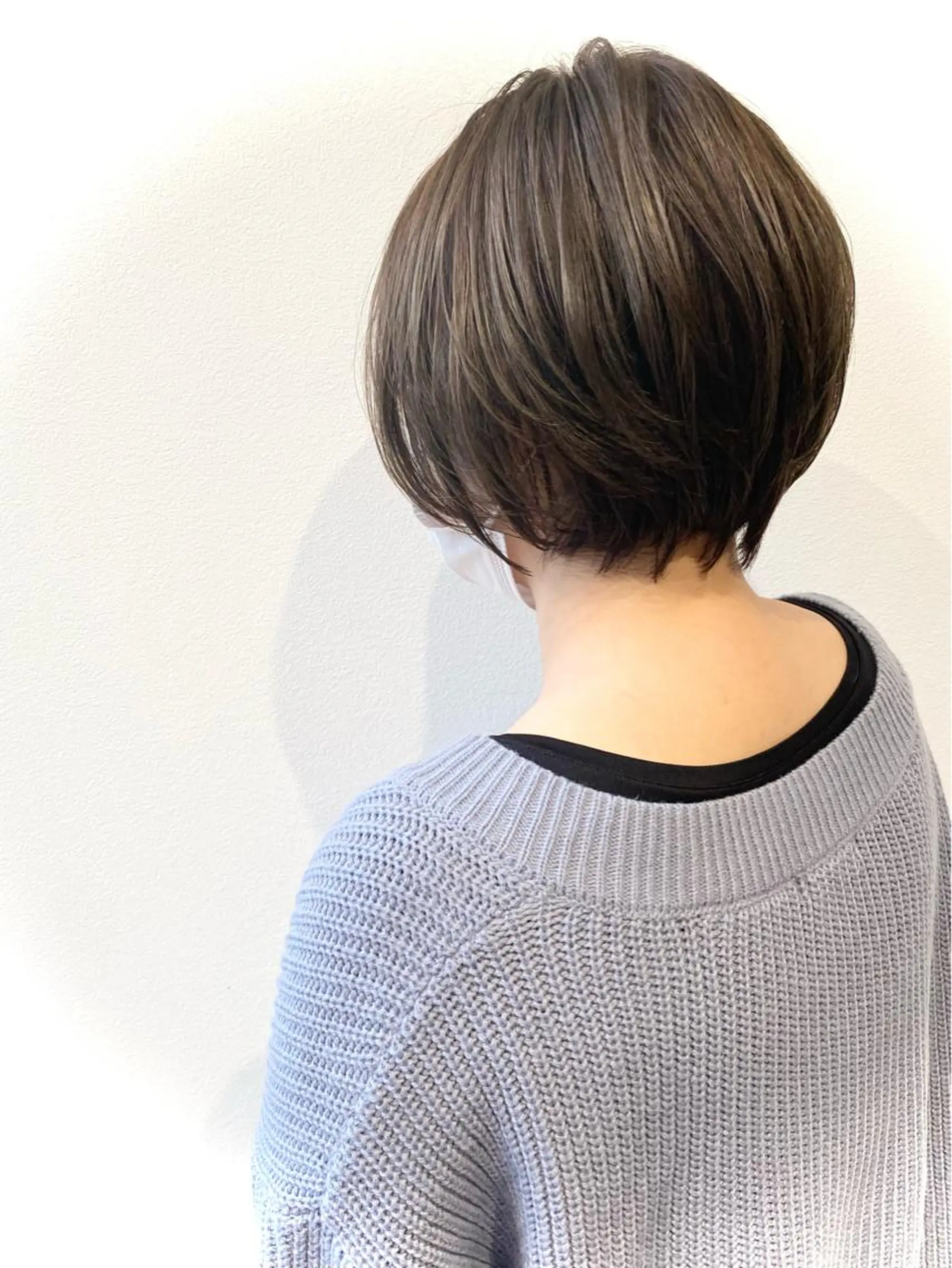 ショート ヘアカラー MYRTLE TSUNODAのヘアスタイル