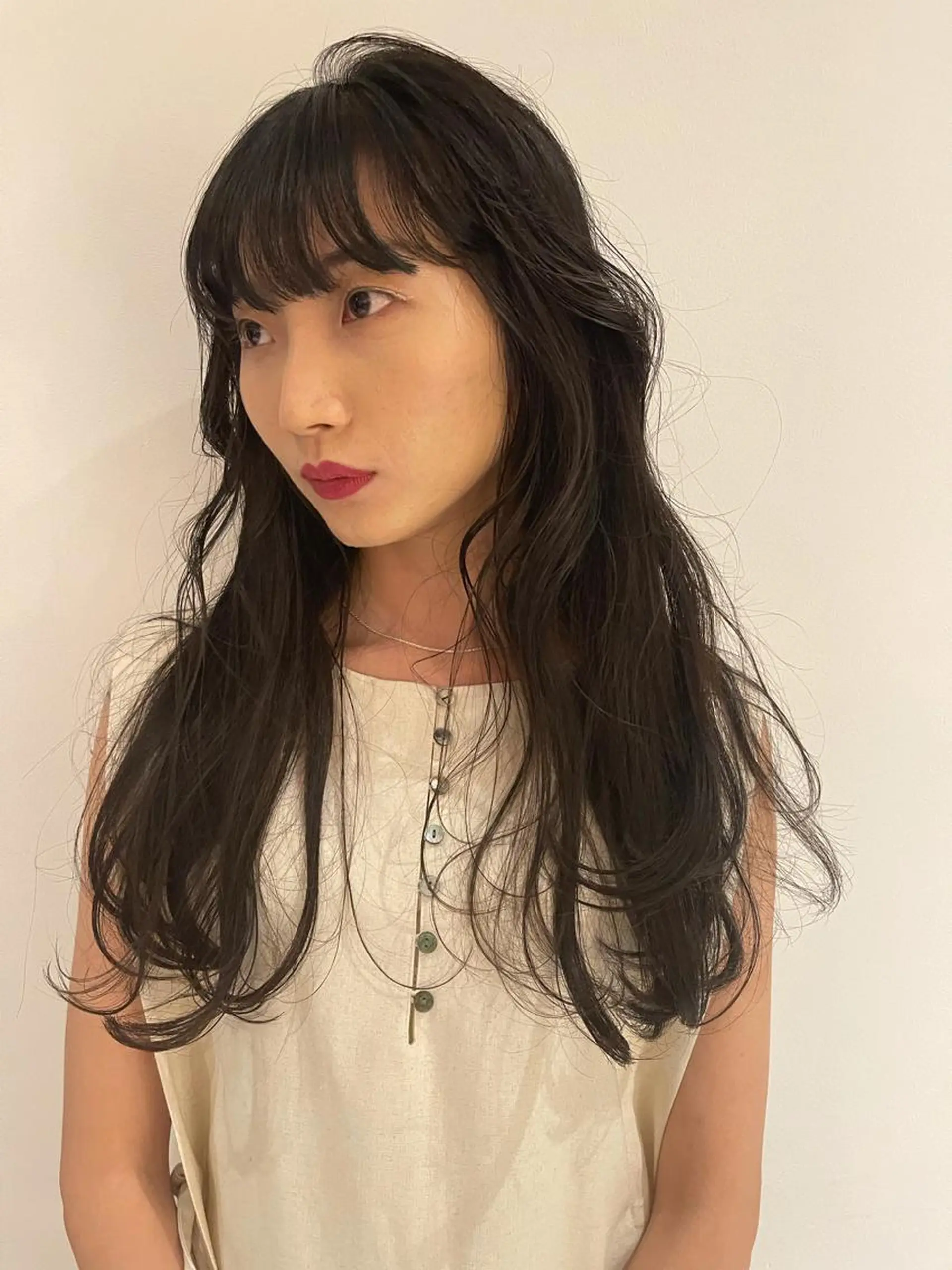 ロング カラー 黒髪 ナチュラルブラック ラベンダー/レイヤー スタイル🤎mamiのヘアスタイル