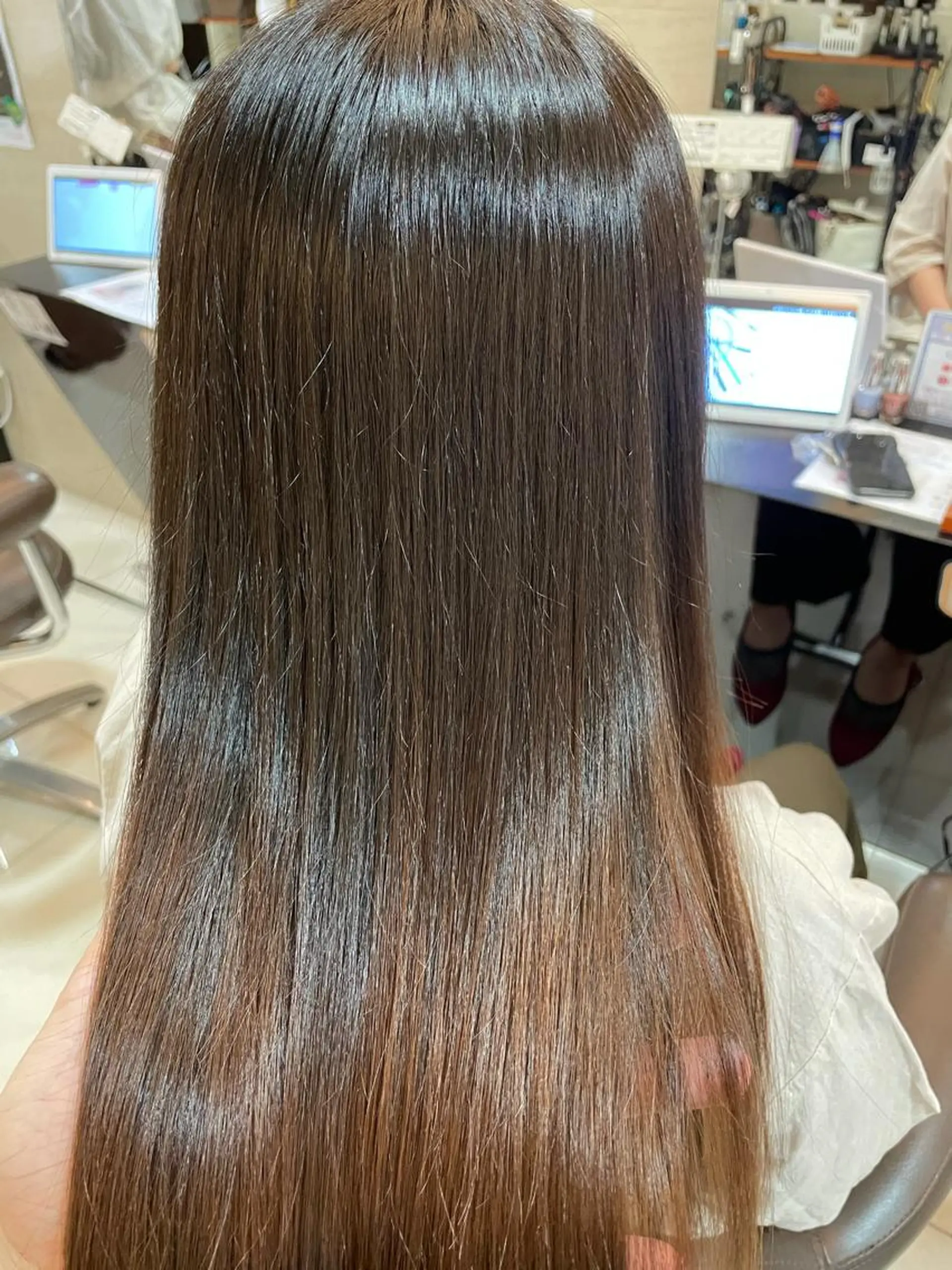 セミロング ヘアカラー トリートメント 美髪・髪質改善🌟 山口博史のヘアスタイル