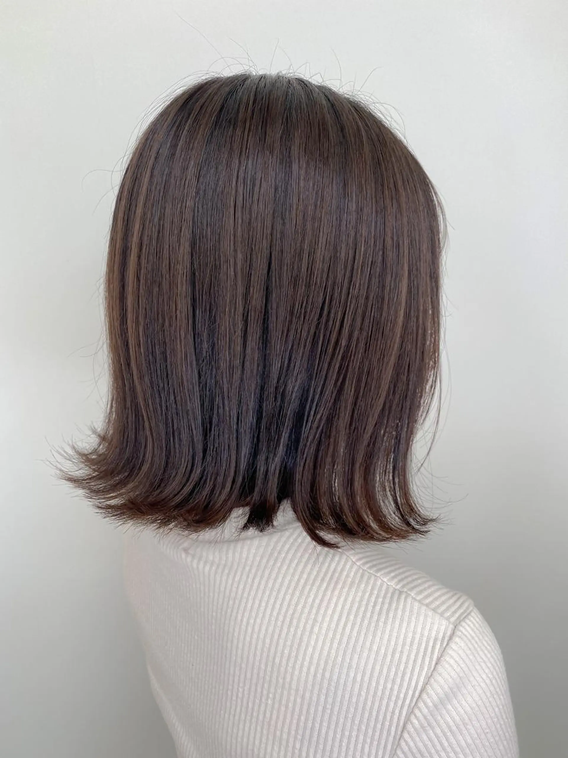 ミディアム カラー グレージュ ハイライトカラー ハイライト 【透明感、艶髪】西村 有司のヘアスタイル