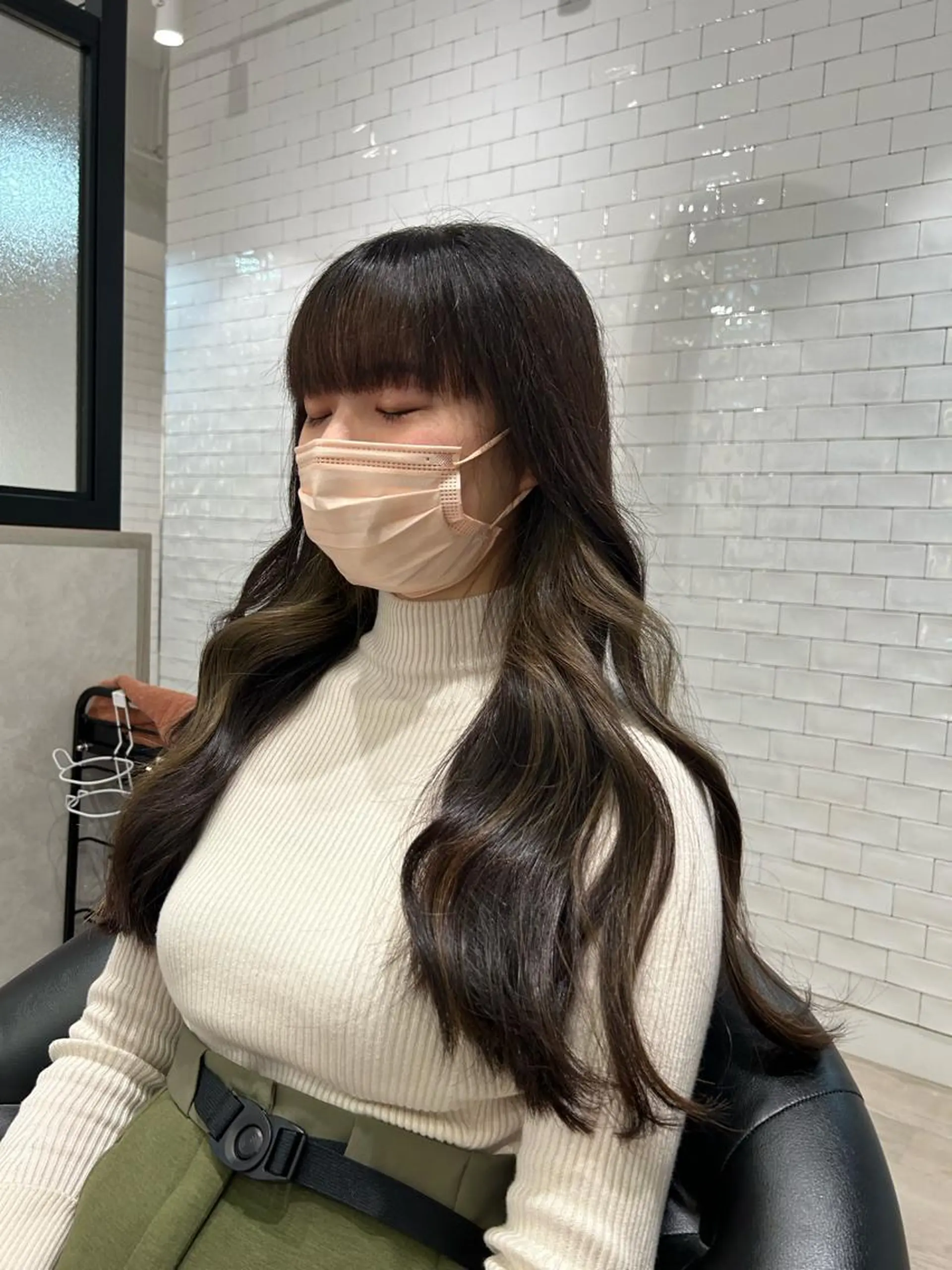 ロング カラー ヘアカラー トリートメント &chaLme   心斎橋所属・emi/髪質改善/ 韓国風/艶カラーのヘアスタイル