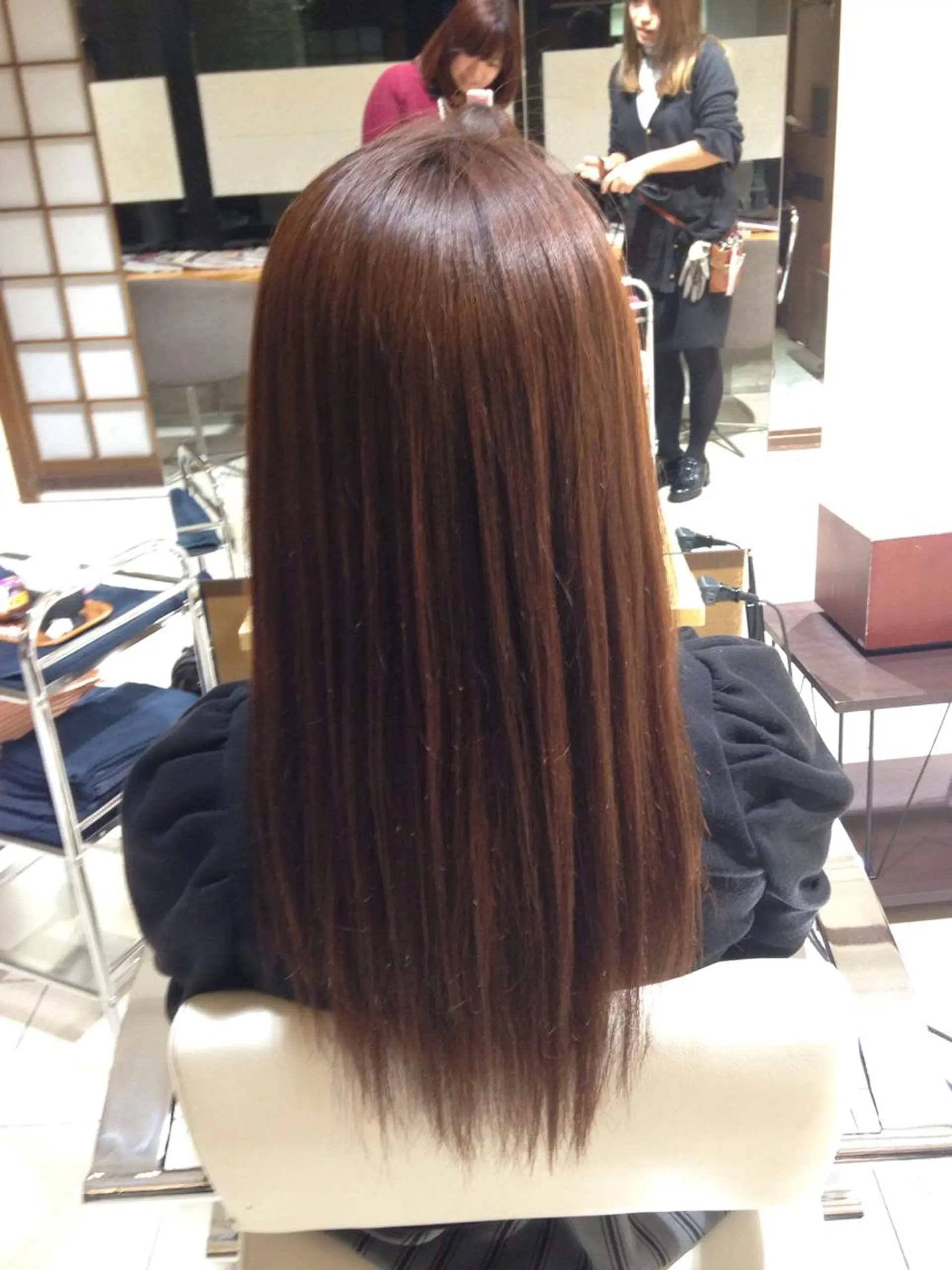 ロング 片山千晴✨ツヤ髪カラ ー✨顔まわりカット✨のヘアスタイル