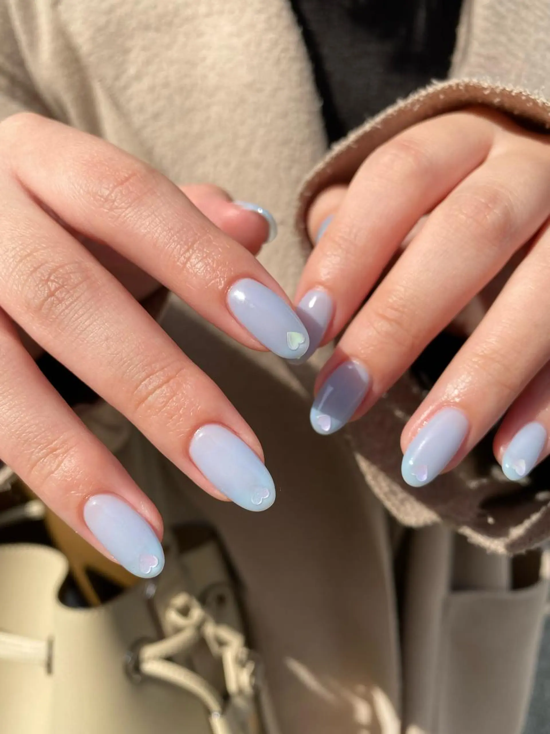 ネイル ブルー ハート ワンカラーネイル 表参道colore所属・表参道colore店 REICAのネイルデザイン