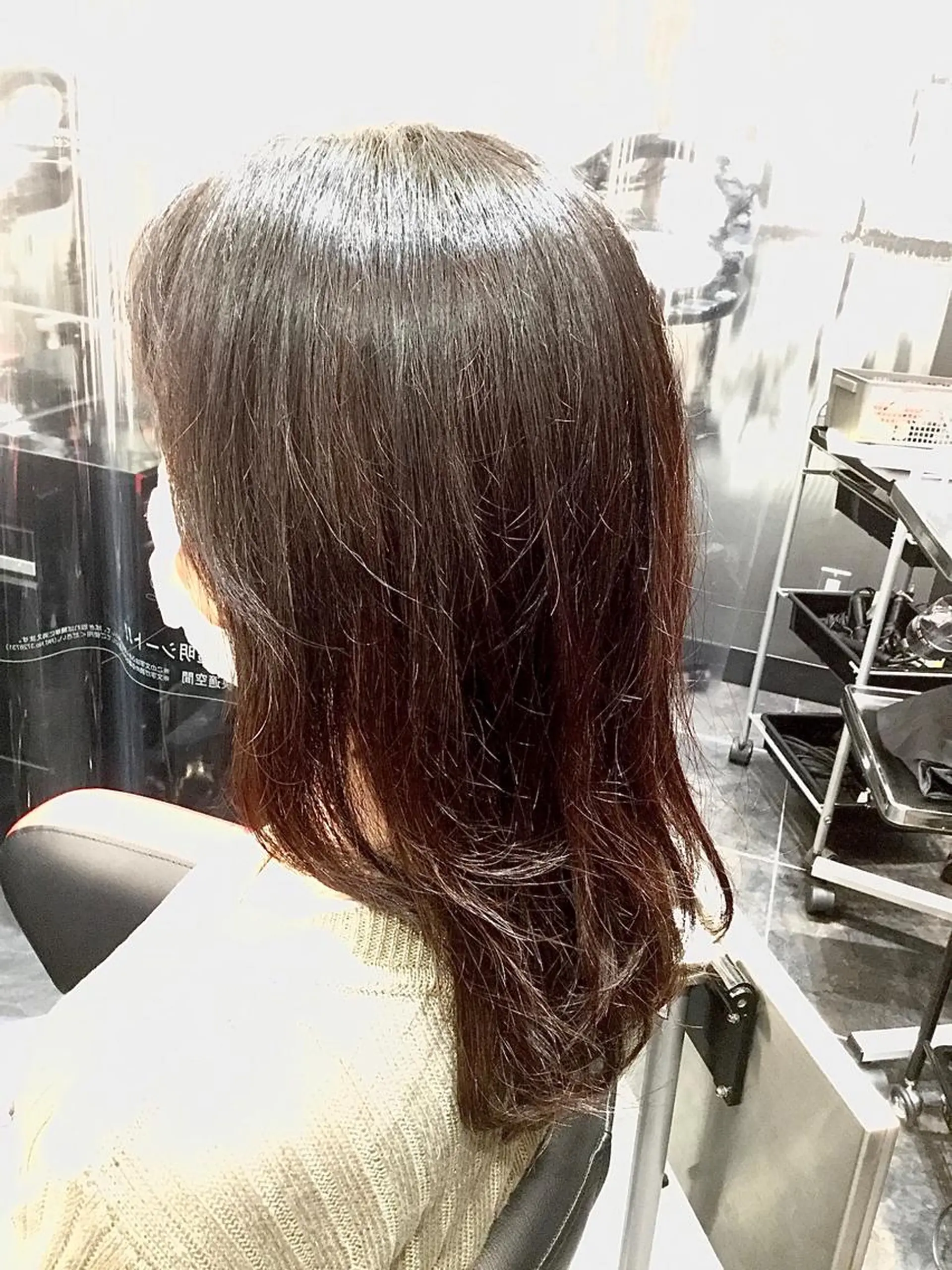 セミロング カラー Annon プライベートサロンのヘアスタイル