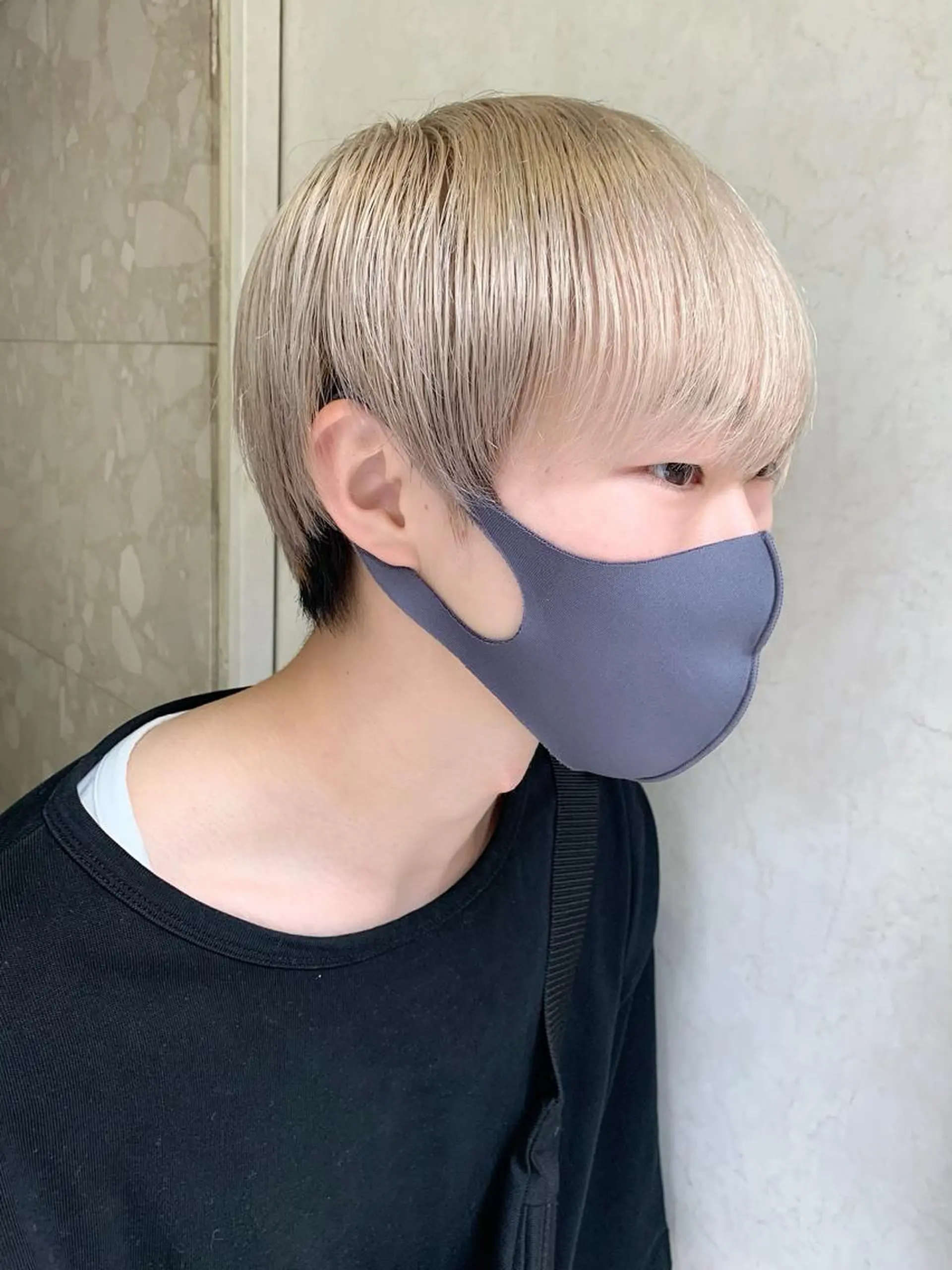 カラー メンズ ブロンド ホワイトブロンド カット ヘアカラー 韓国ヘア /男女☘️ 細江 美紅のヘアスタイル