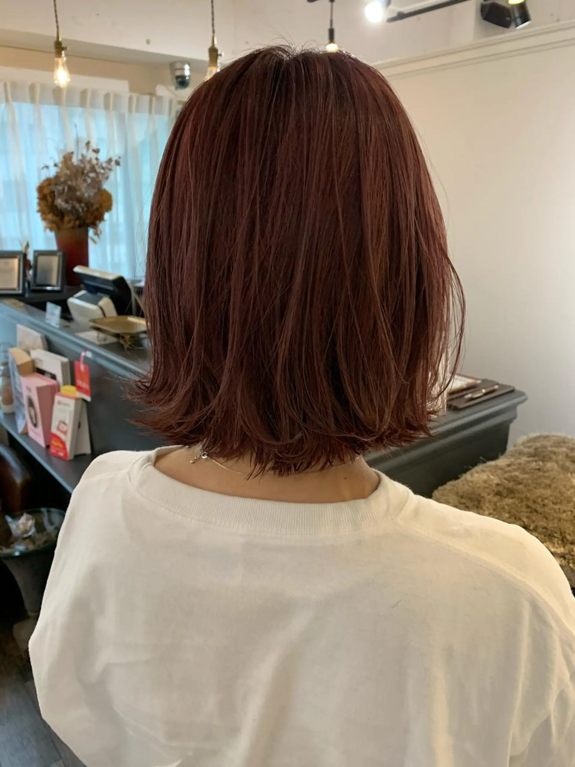 ミディアム 安村 美奈のヘアスタイル