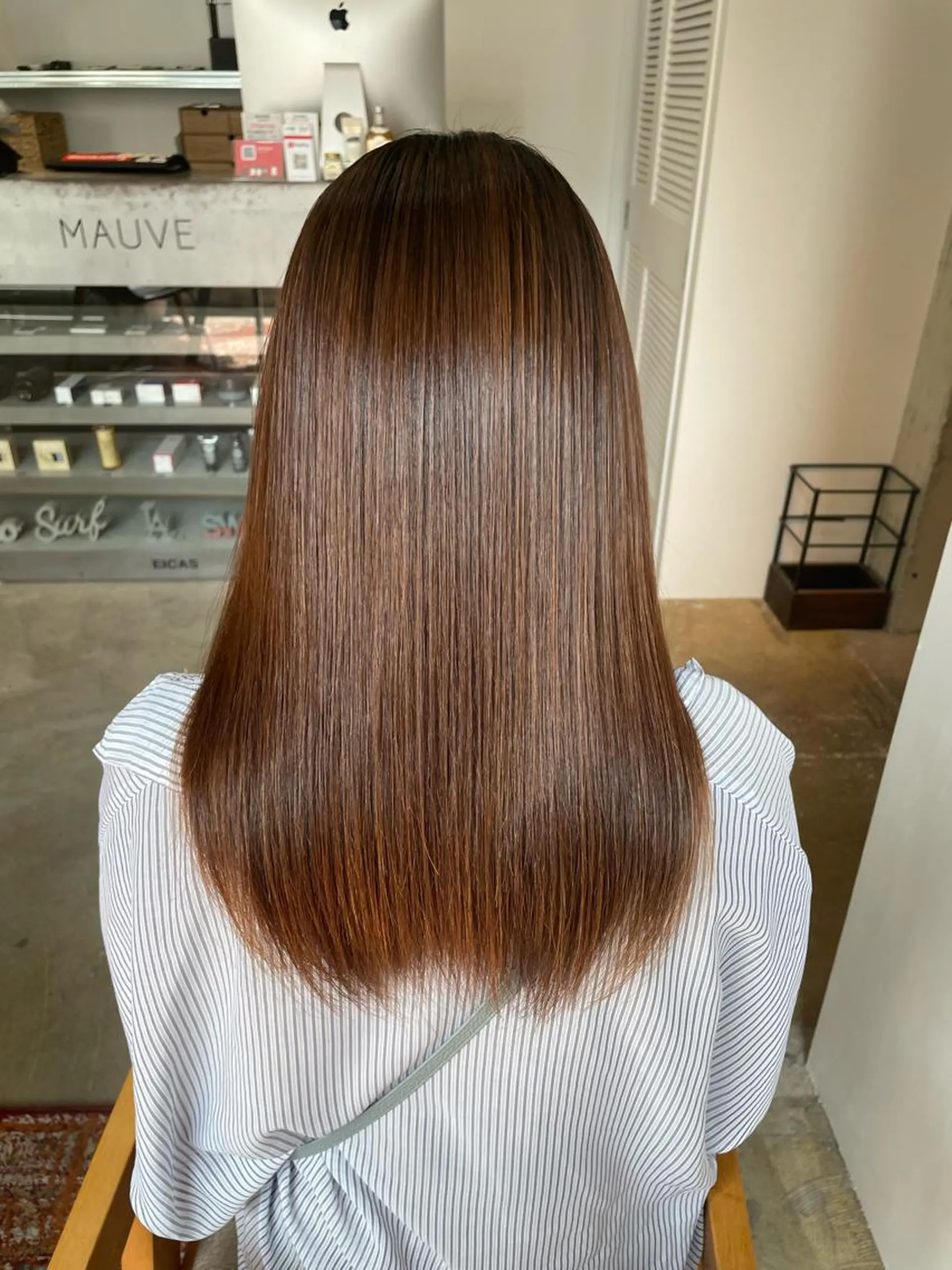 ミディアム MAUVE MIYUのヘアスタイル