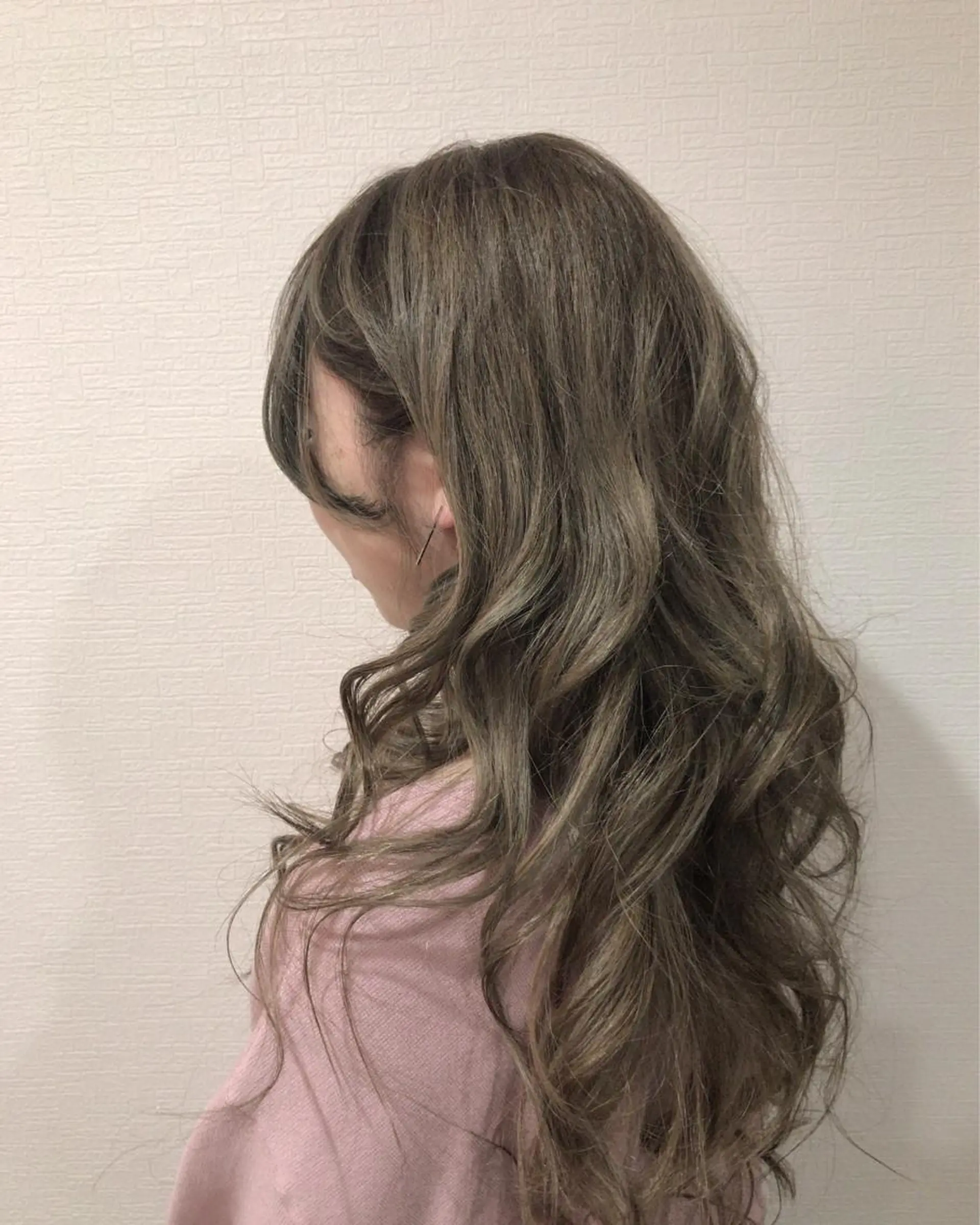 セミロング カラー レイヤーカット匠 イソザキノリユキのヘアスタイル