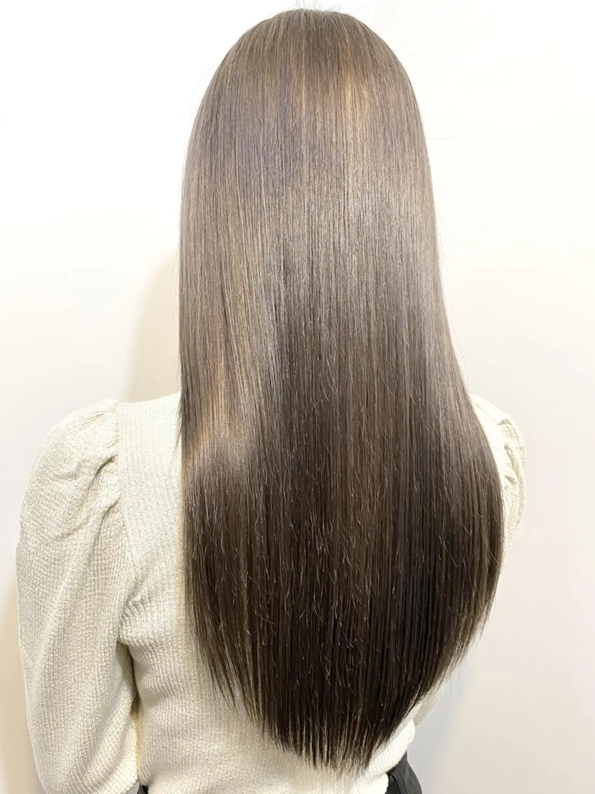 カラー セミロング ヘアカラー トリートメント プチプラ&ハイクオ リティ✰Lilly✰のヘアスタイル