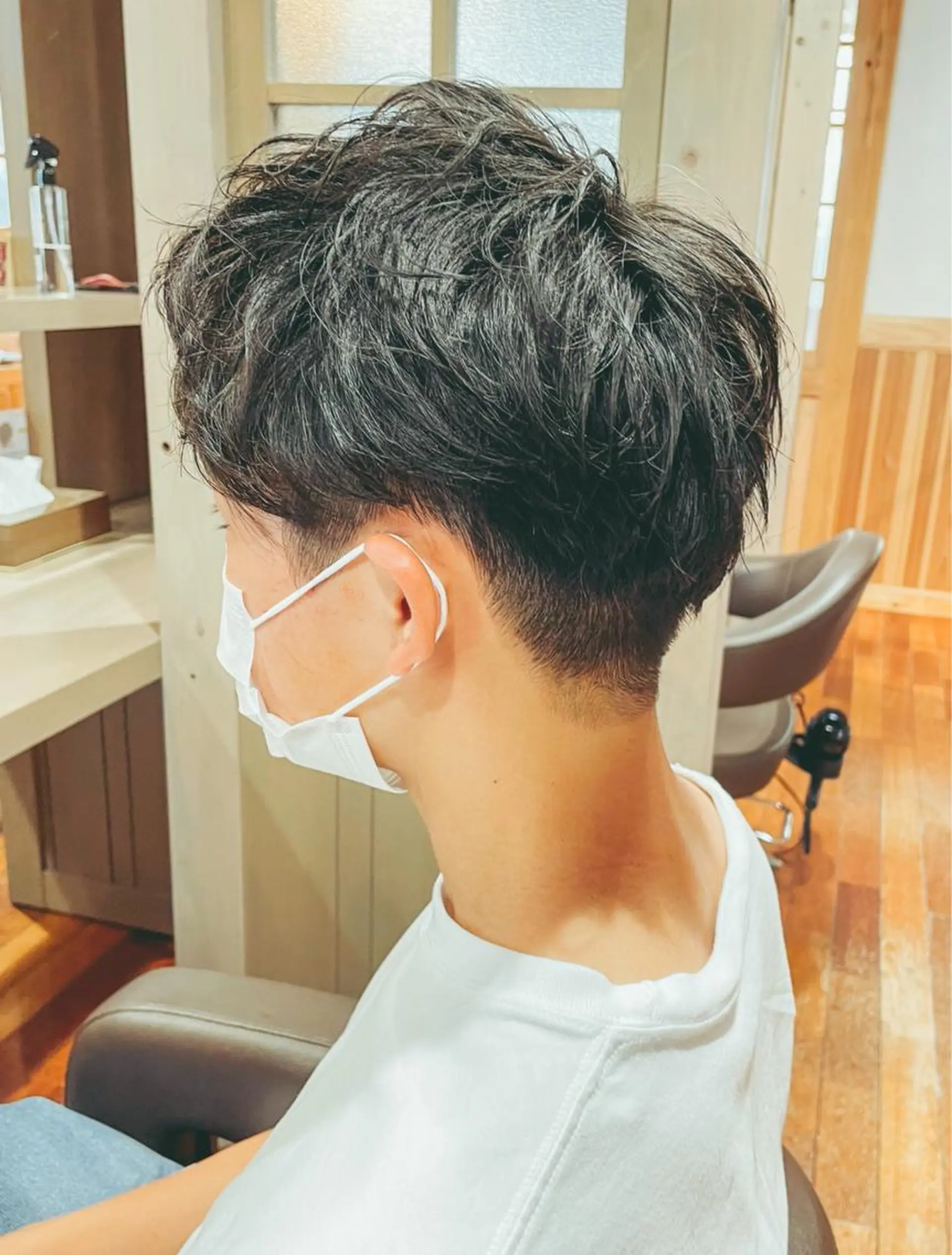 メンズ マッシュ 刈り上げ 吉田 浩太郎のヘアスタイル