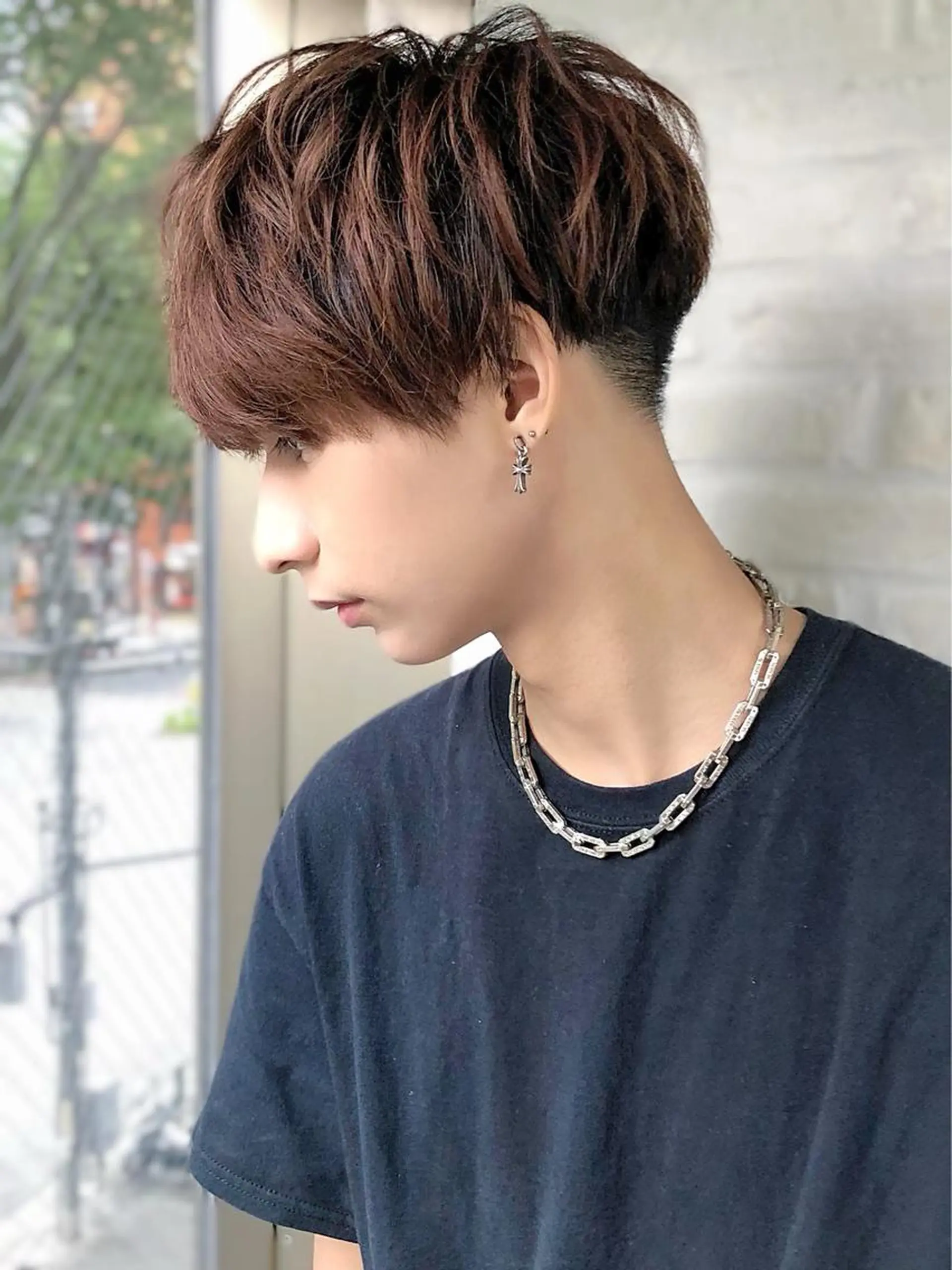 カラー メンズ メンズ韓国風 韓国マッシュ マッシュ 刈り上げ カット ヘアカラー トリートメント Soleria 田中慎一のヘアスタイル