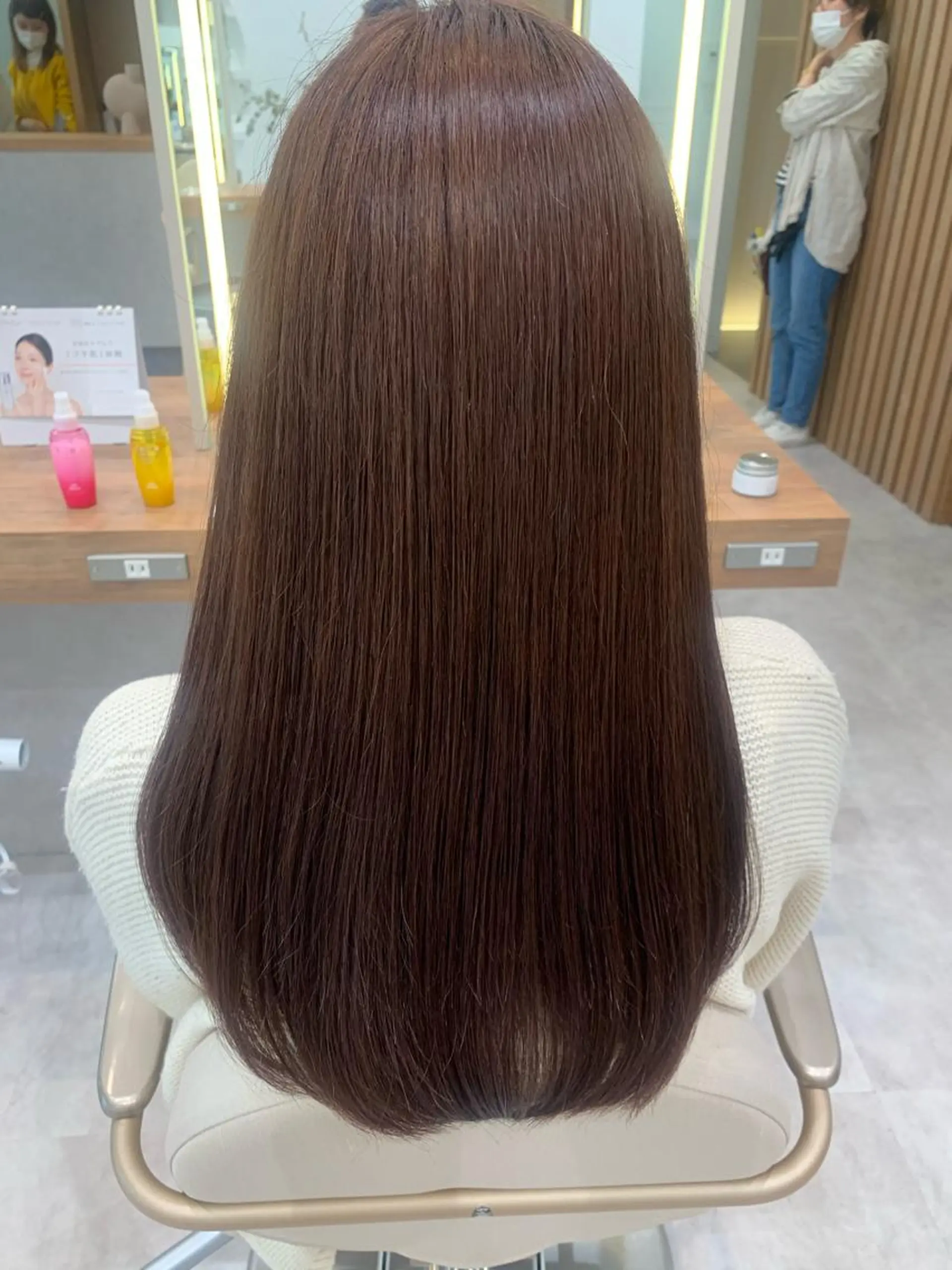 カラー ブラウンカラー ピンクカラー ヘアカラー トリートメント ヘッドスパ 近 紗理奈のヘアスタイル