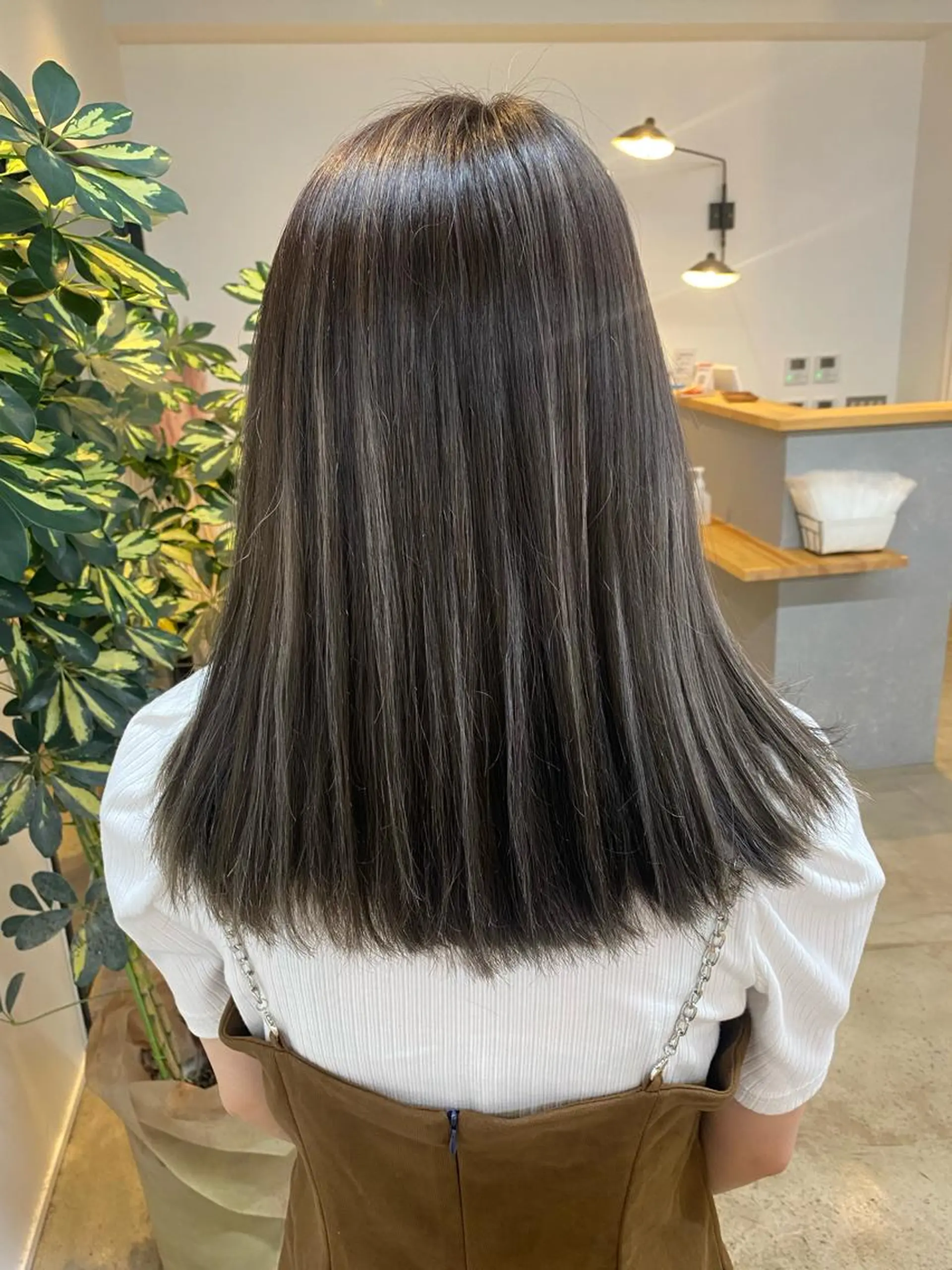 セミロング カラー カット ヘアカラー トリートメント 🌼ハイライト透明感 🌼maiのヘアスタイル